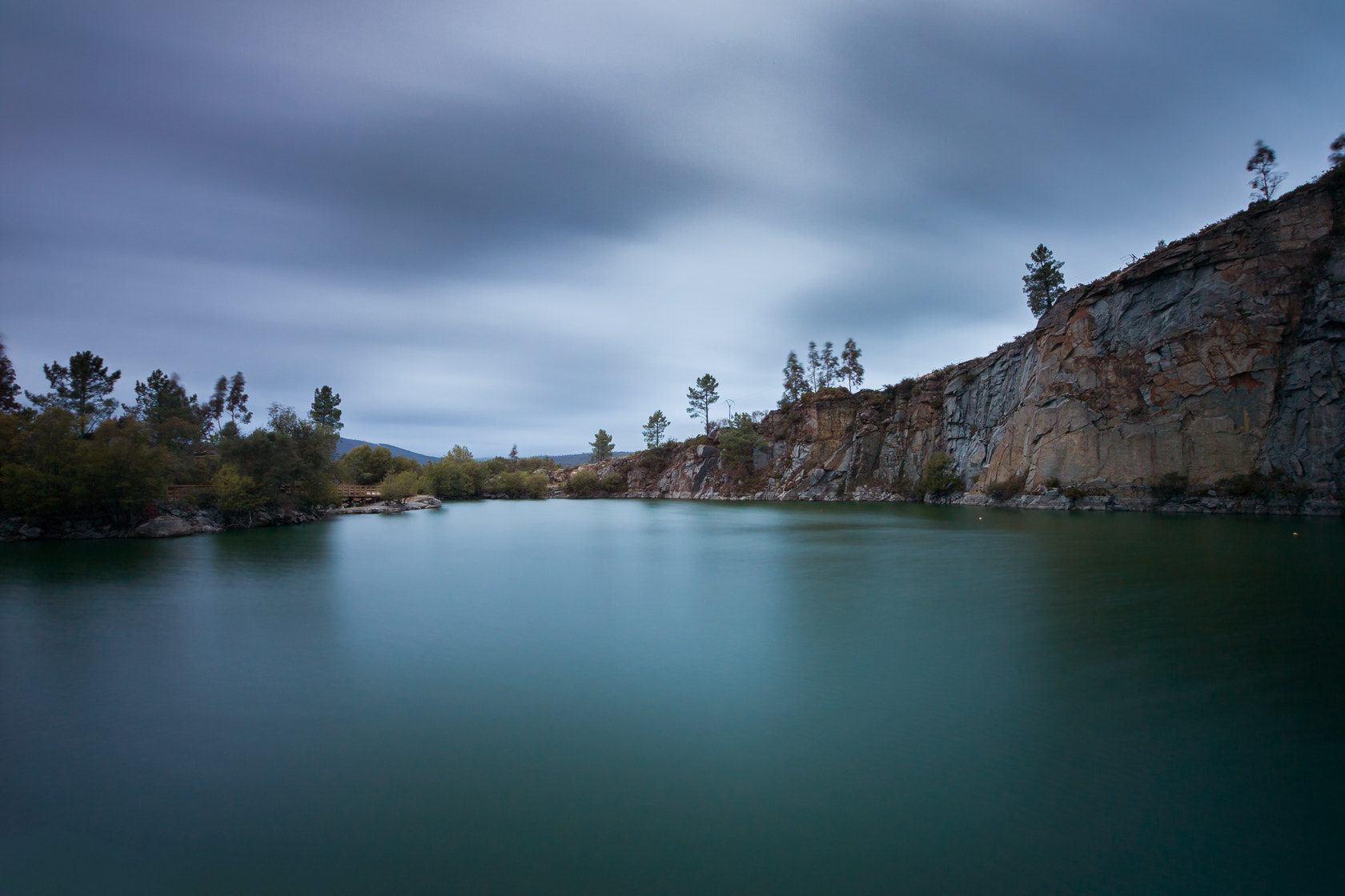 Sony Alpha DSLR-A700 + Sigma 10-20mm F3.5 EX DC HSM sample photo. Laguna de pedras miudas photography