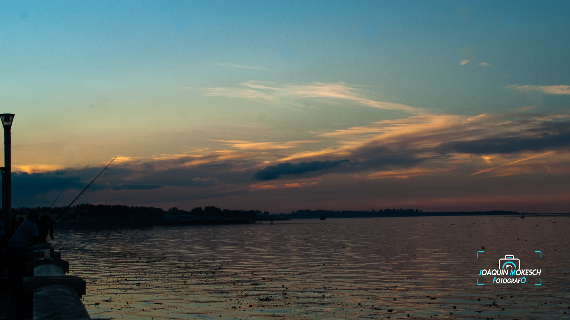 AF Zoom-Nikkor 35-70mm f/3.3-4.5 sample photo. Costanera photography