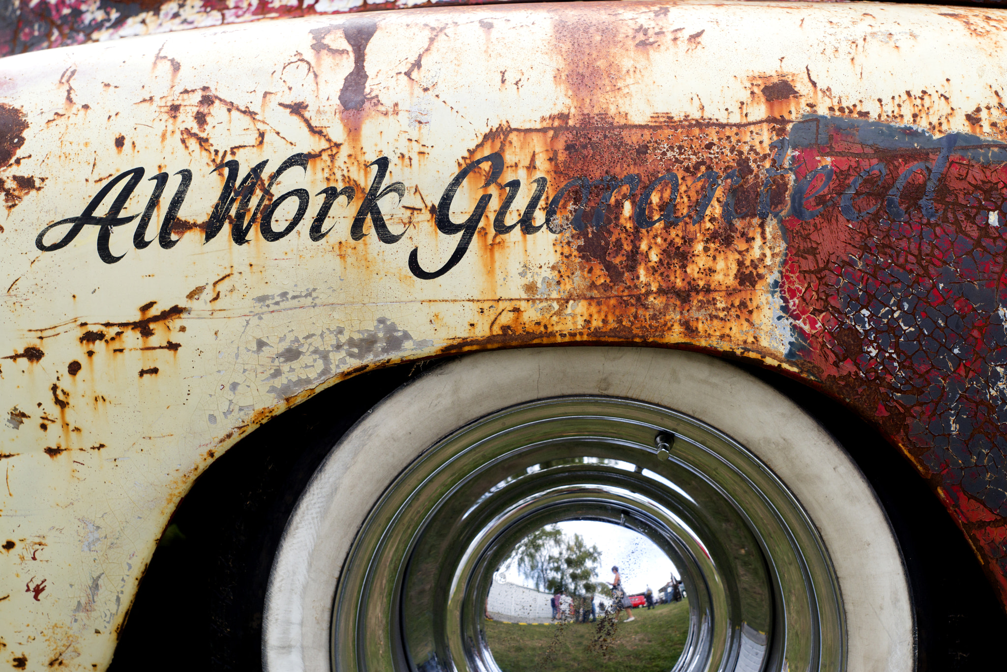 Leica APO-Summicron-M 75mm F2 ASPH sample photo. Flaky car paint bodywork photography