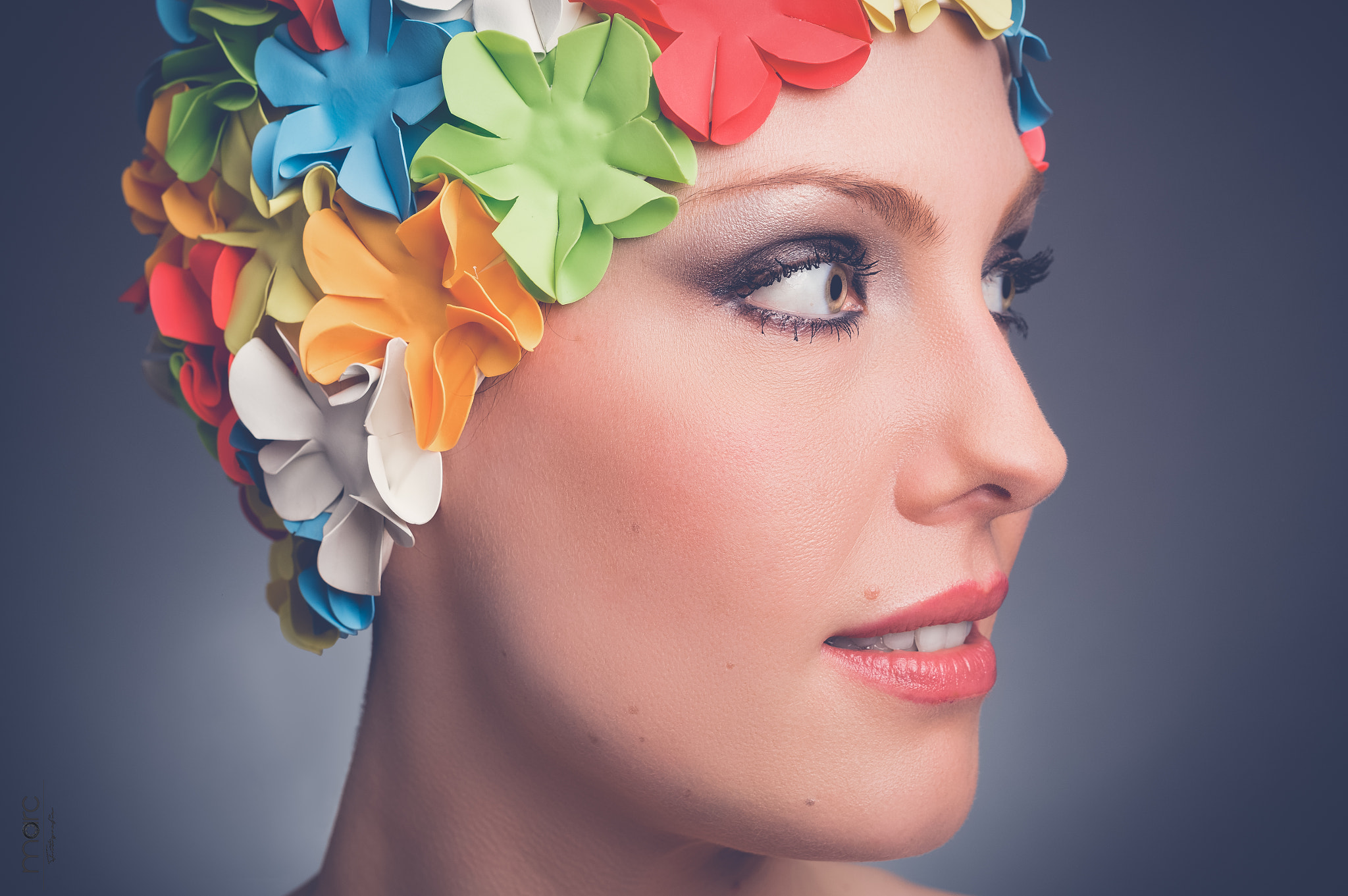 Sony Alpha NEX-6 + 55mm F1.8 ZA sample photo. Sandy with colorful bathing cap photography