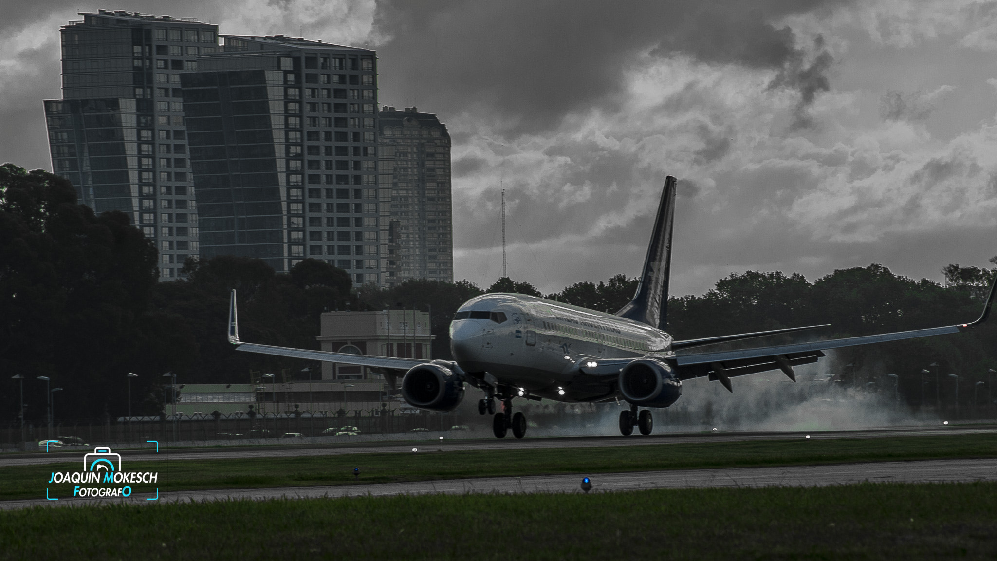 Nikon D200 sample photo. Landing in aep photography