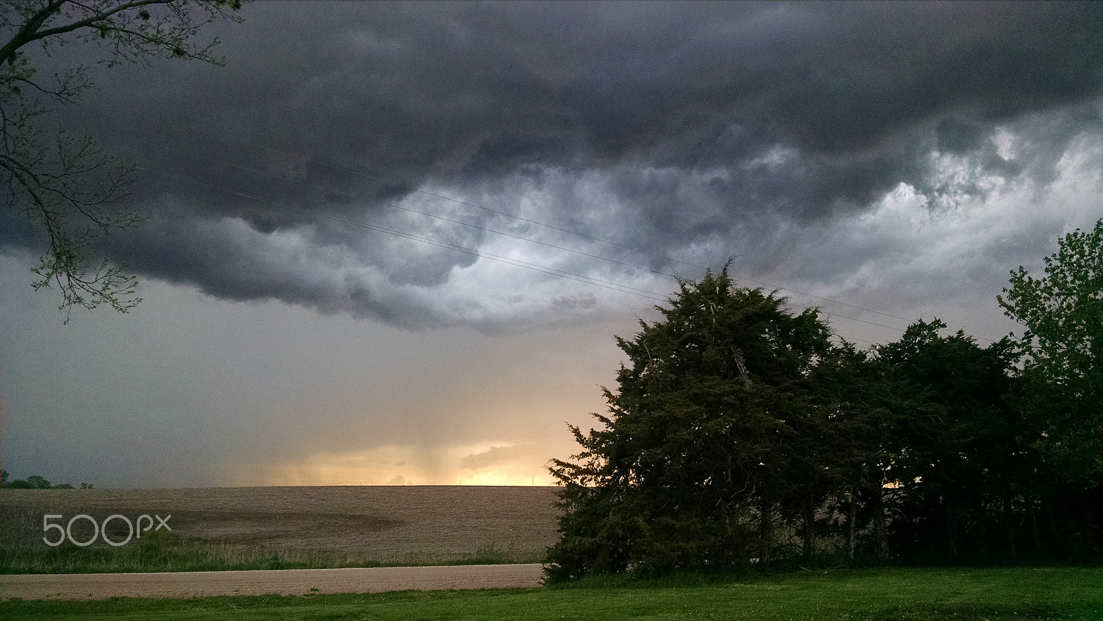 Motorola Droid Mini sample photo. Spring storm photography