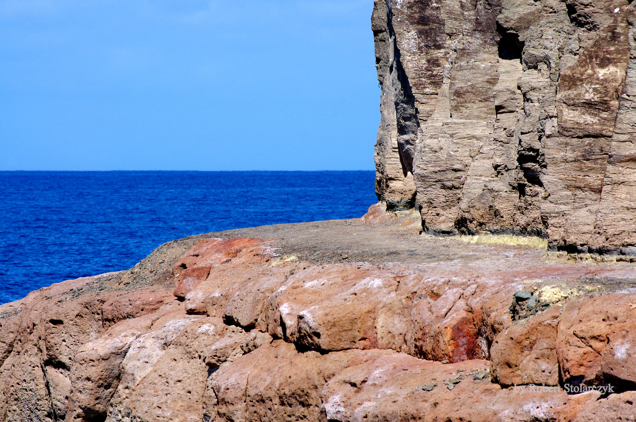 smc PENTAX-DA L 50-200mm F4-5.6 ED sample photo. Water and rock photography