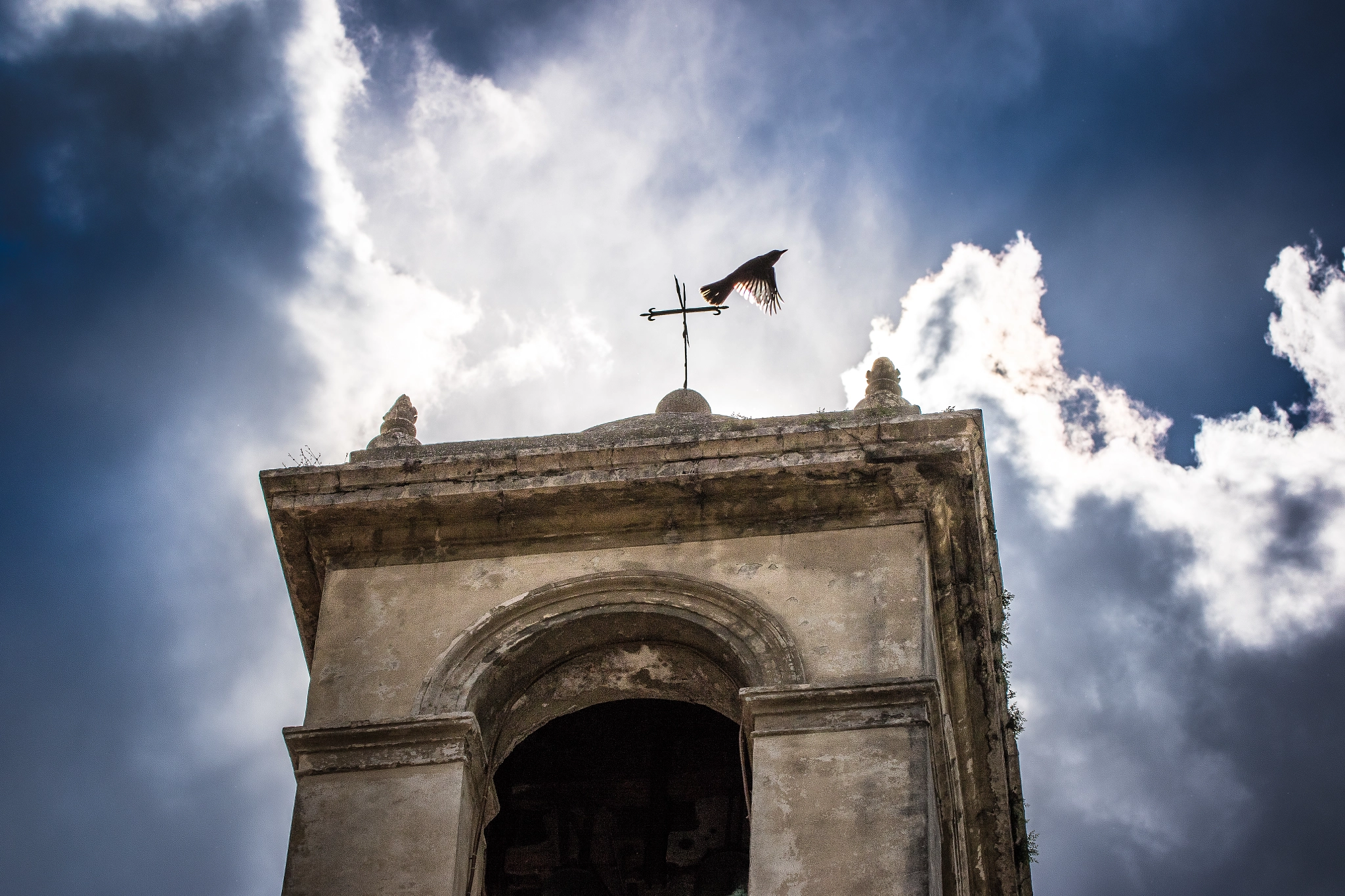 Tamron SP 35mm F1.8 Di VC USD sample photo. Over the church photography