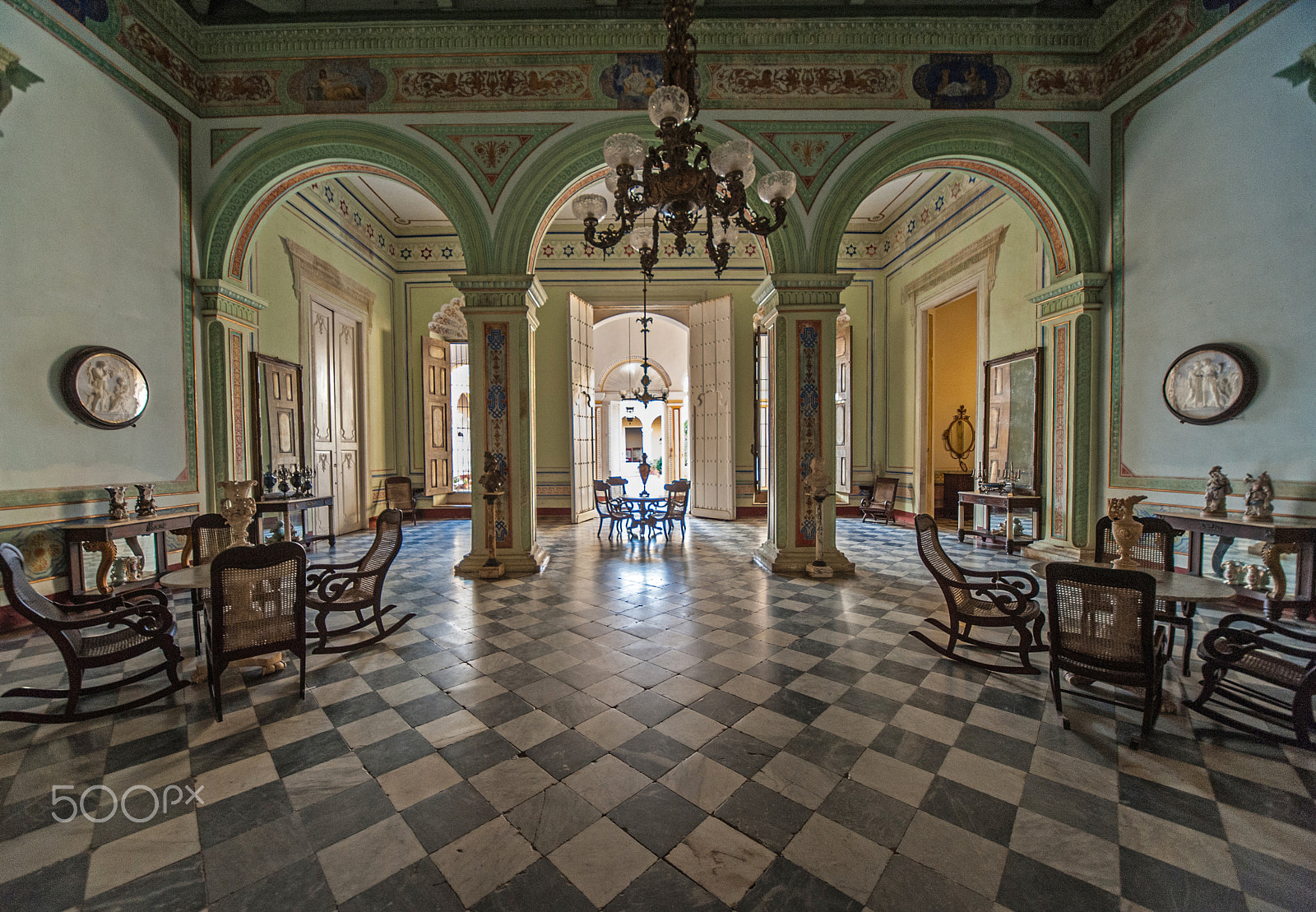 Sigma 12-24mm F4.5-5.6 EX DG Aspherical HSM sample photo. Palace photography