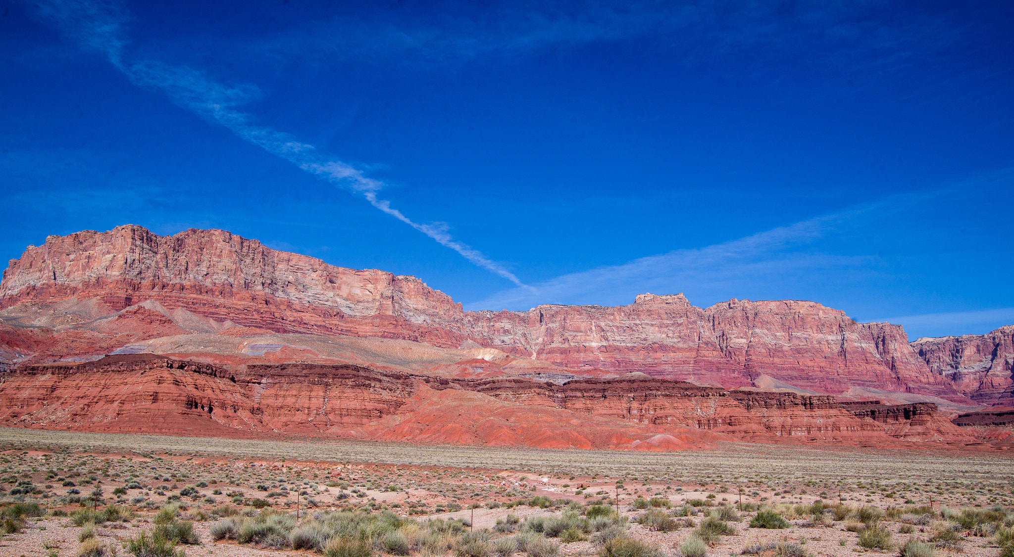 Sony Alpha DSLR-A850 sample photo. Route 89a canyon wall photography