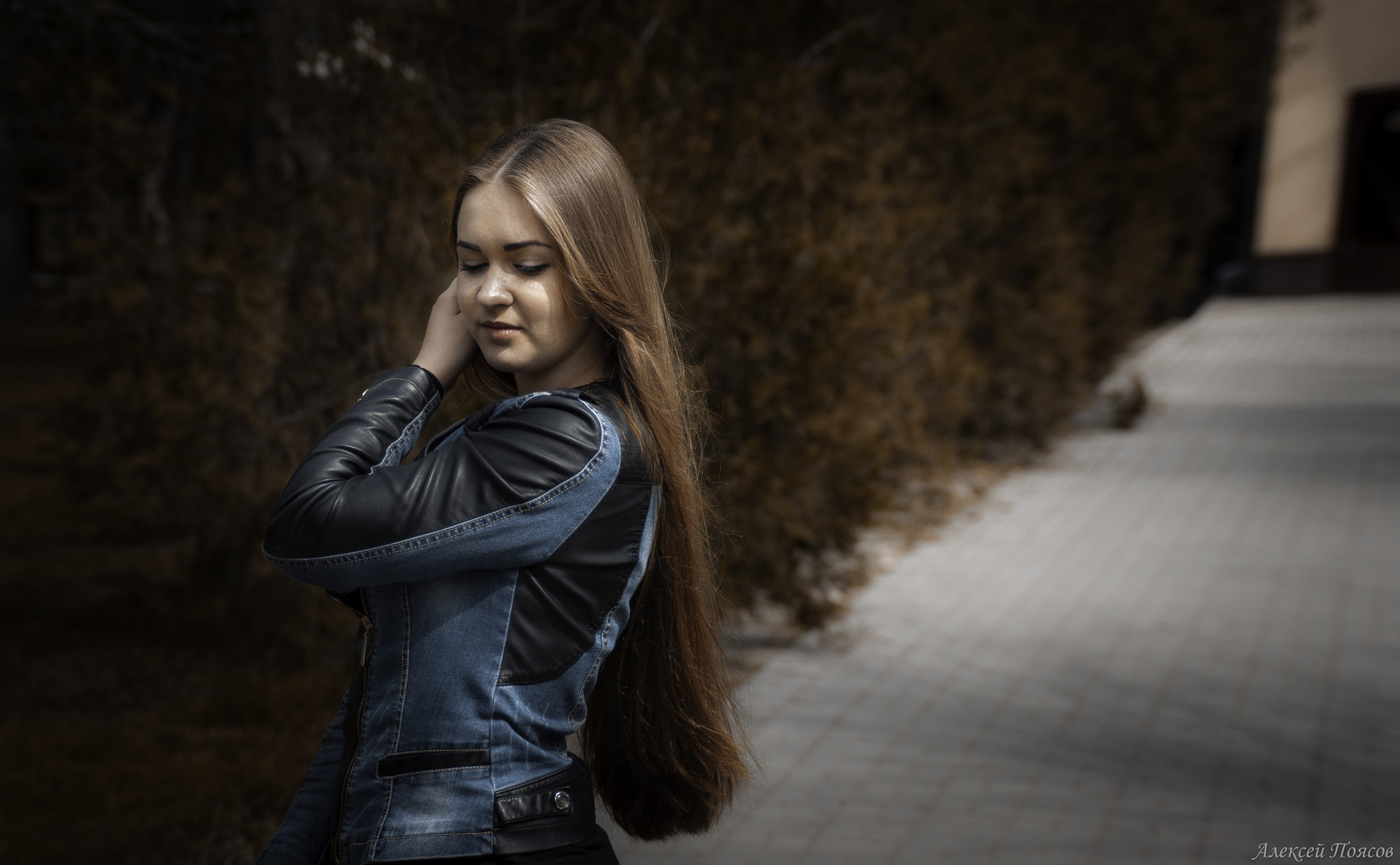 Tamron AF 70-300mm F4-5.6 Di LD Macro sample photo. Girl photography
