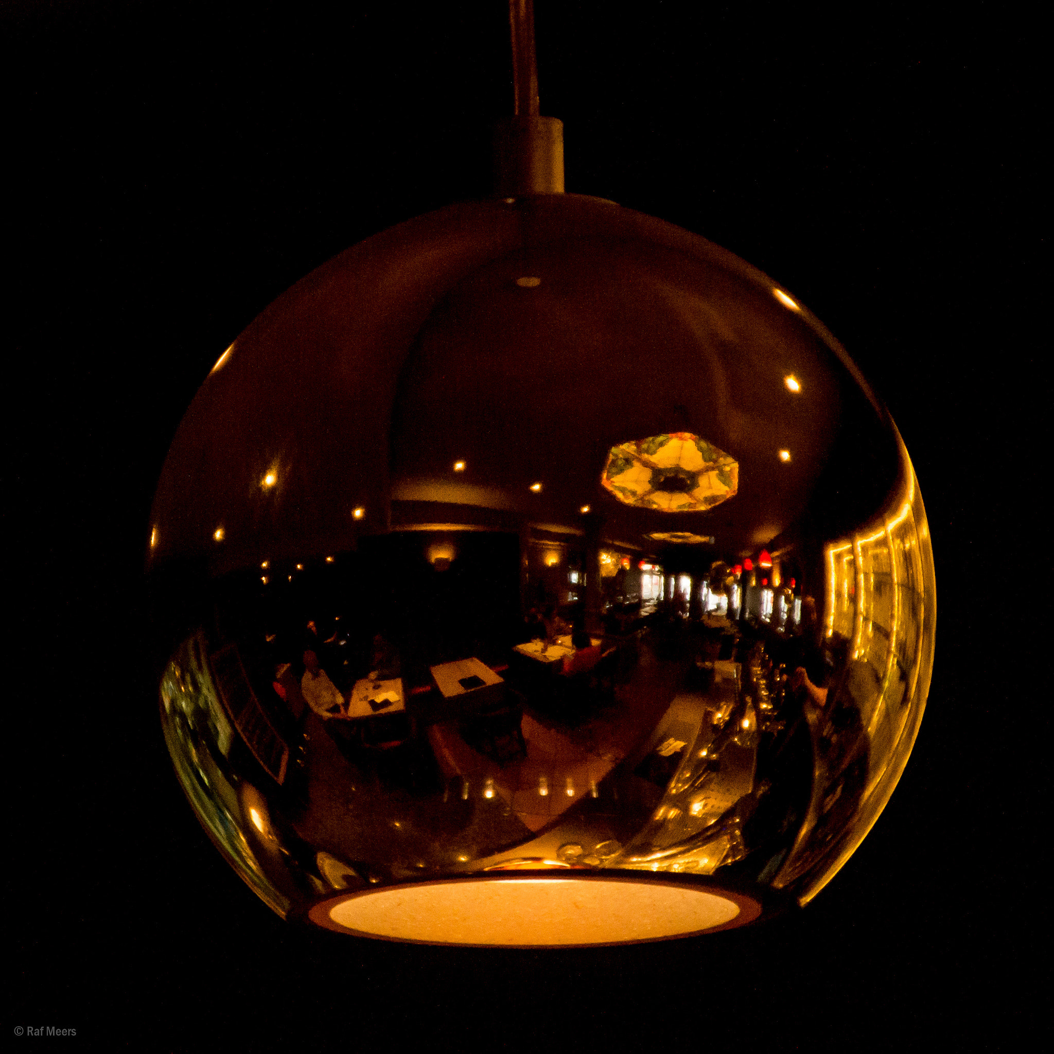 DT 18-270mm F3.5-6.3 SSM sample photo. Light photography