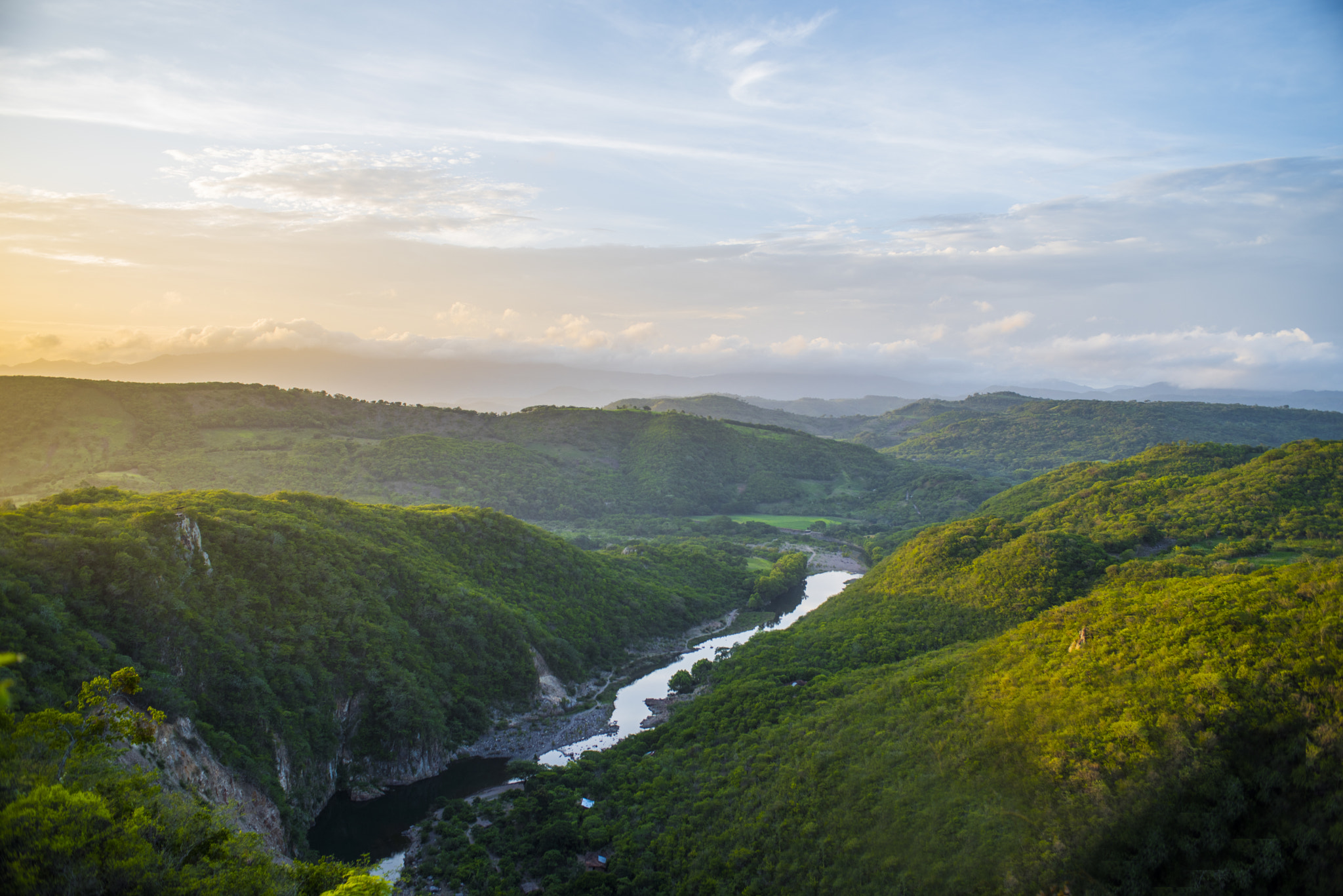 Nikon D750 + Nikon AF Nikkor 28mm F2.8D sample photo. Nicaragua - cañon de somoto photography