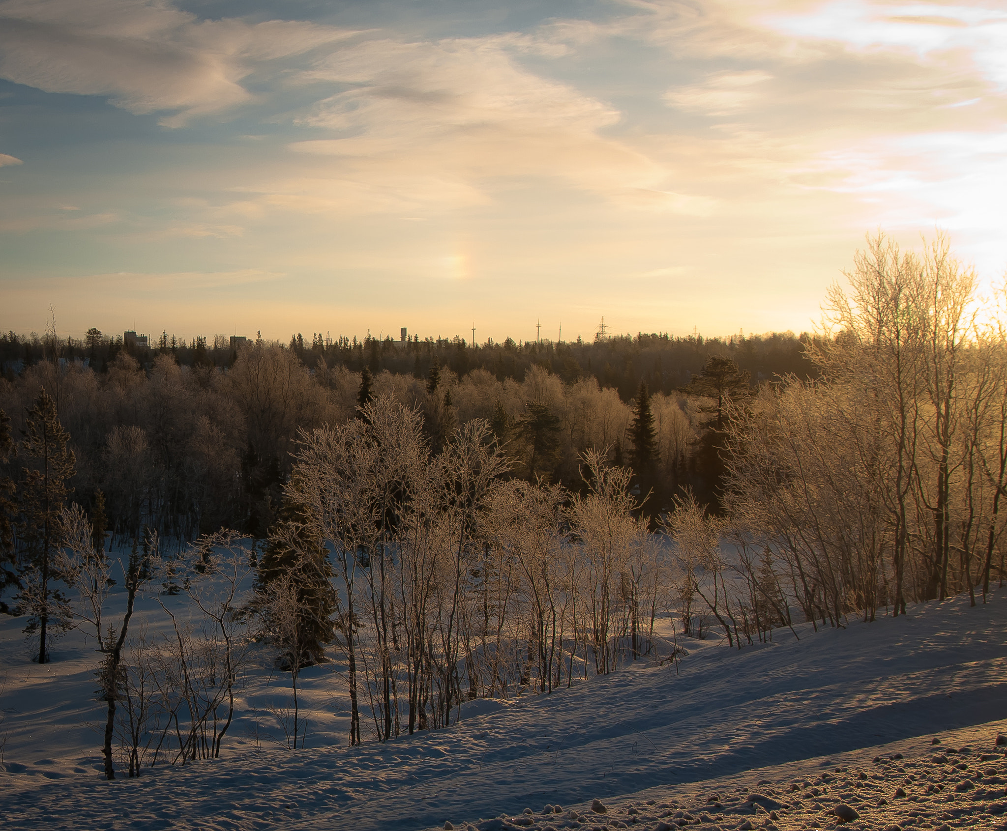 Canon EOS 40D + Sigma 20mm EX f/1.8 sample photo. Murmansk sunset photography