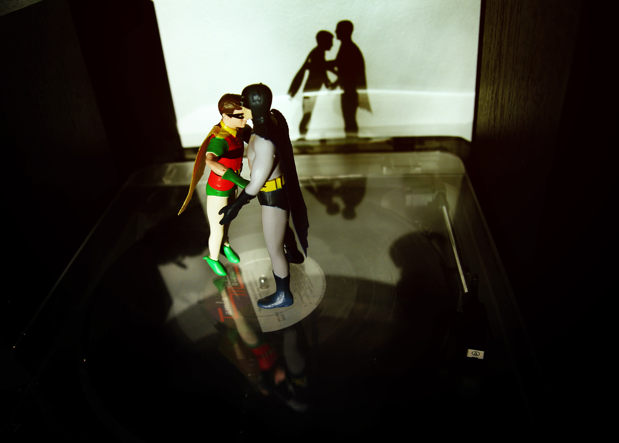 Canon EOS 600D (Rebel EOS T3i / EOS Kiss X5) sample photo. Batman and robin photography