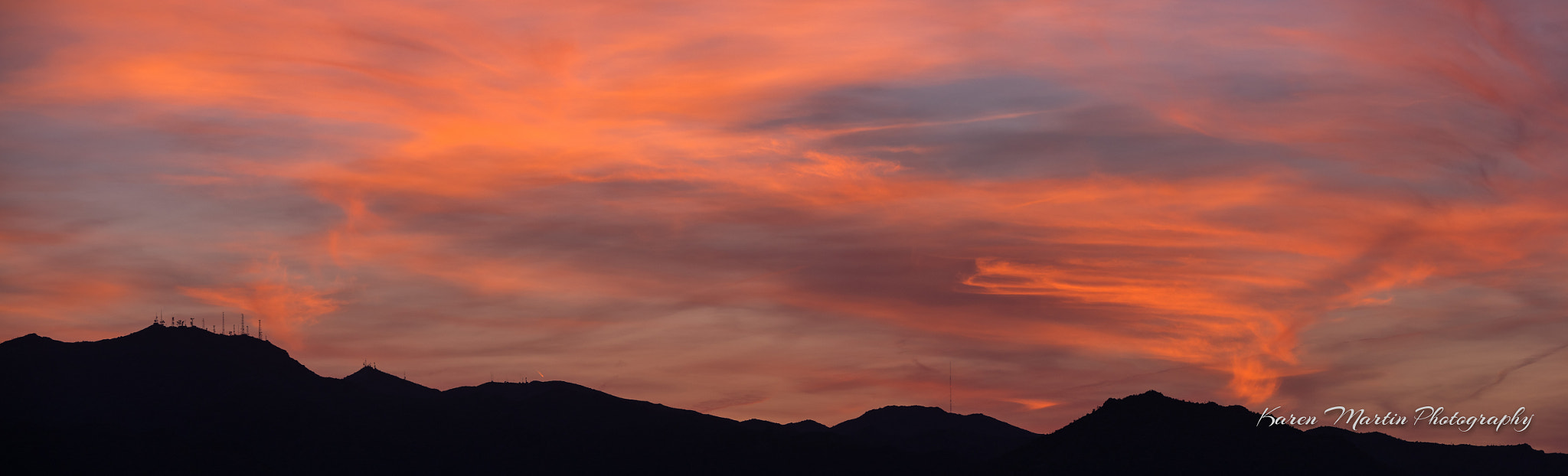 Olympus OM-D E-M5 II + LEICA DG 100-400/F4.0-6.3 sample photo. White tanks sunset pano photography