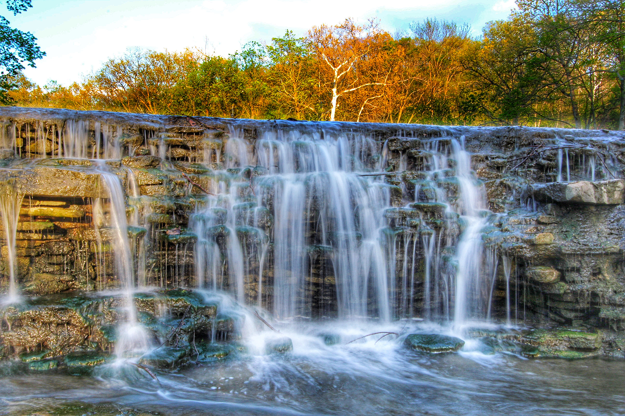 Canon EF-S 10-22mm F3.5-4.5 USM sample photo. Waterfall photography