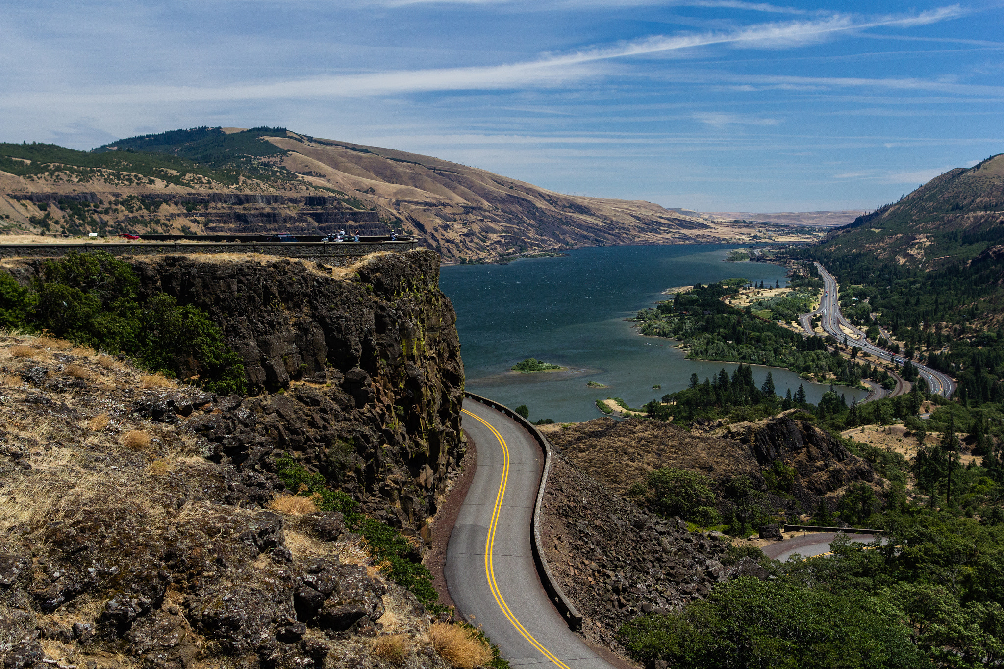 Canon EOS 60D + Canon EF 24mm F1.4L II USM sample photo. Columbia river lookout photography