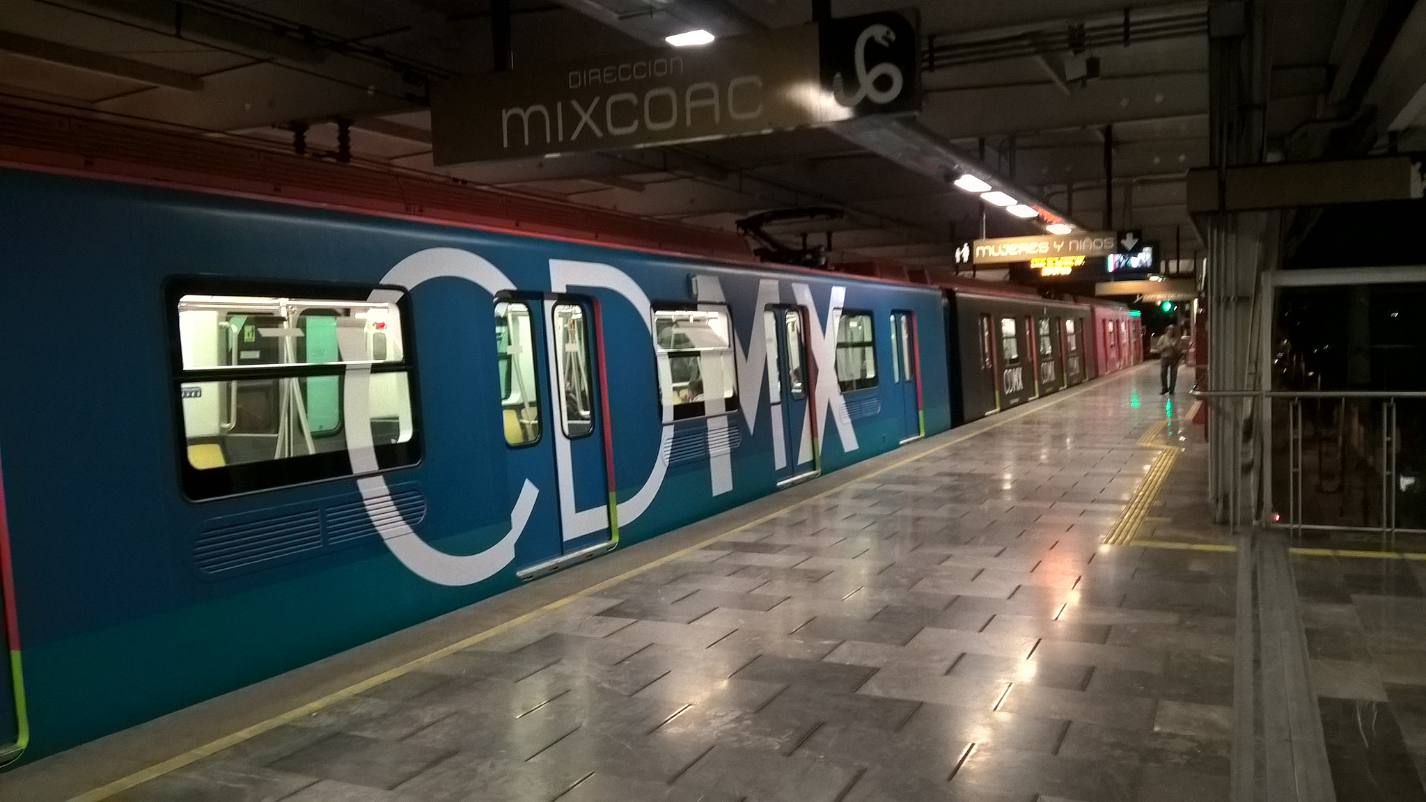 Microsoft Lumia 640 XL sample photo. Metro en cdmc photography