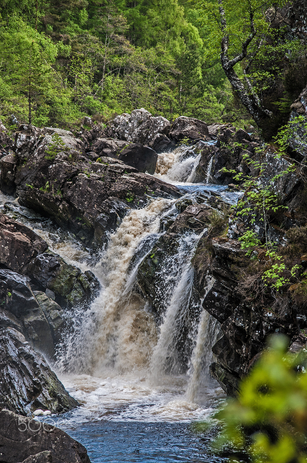 Nikon D300 + Sigma 18-200mm F3.5-6.3 DC sample photo. Down from the mountains photography