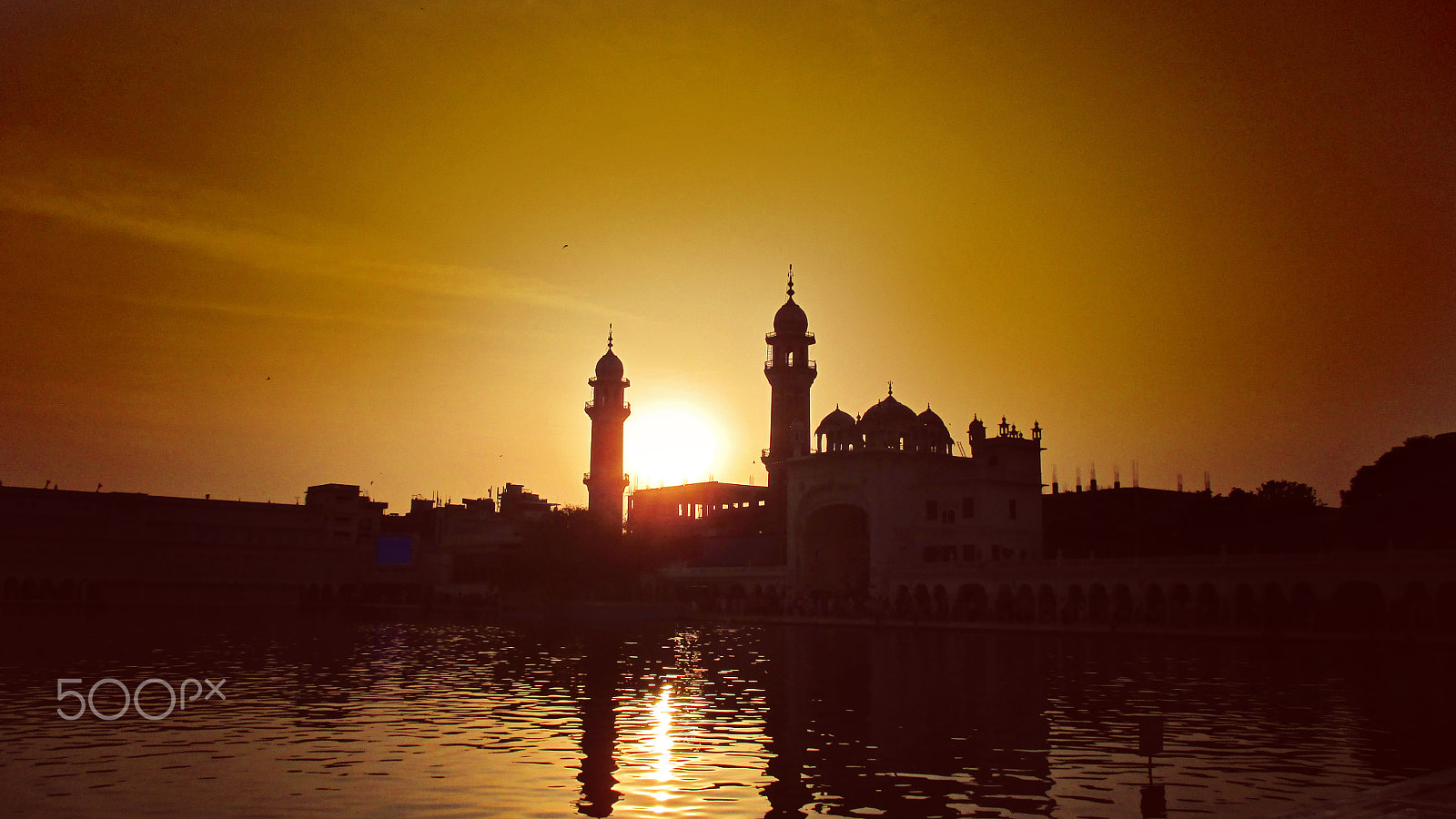 Canon PowerShot ELPH 115 IS (IXUS 132 / IXY 90F) sample photo. Golden temple amritsar morning time 2 photography