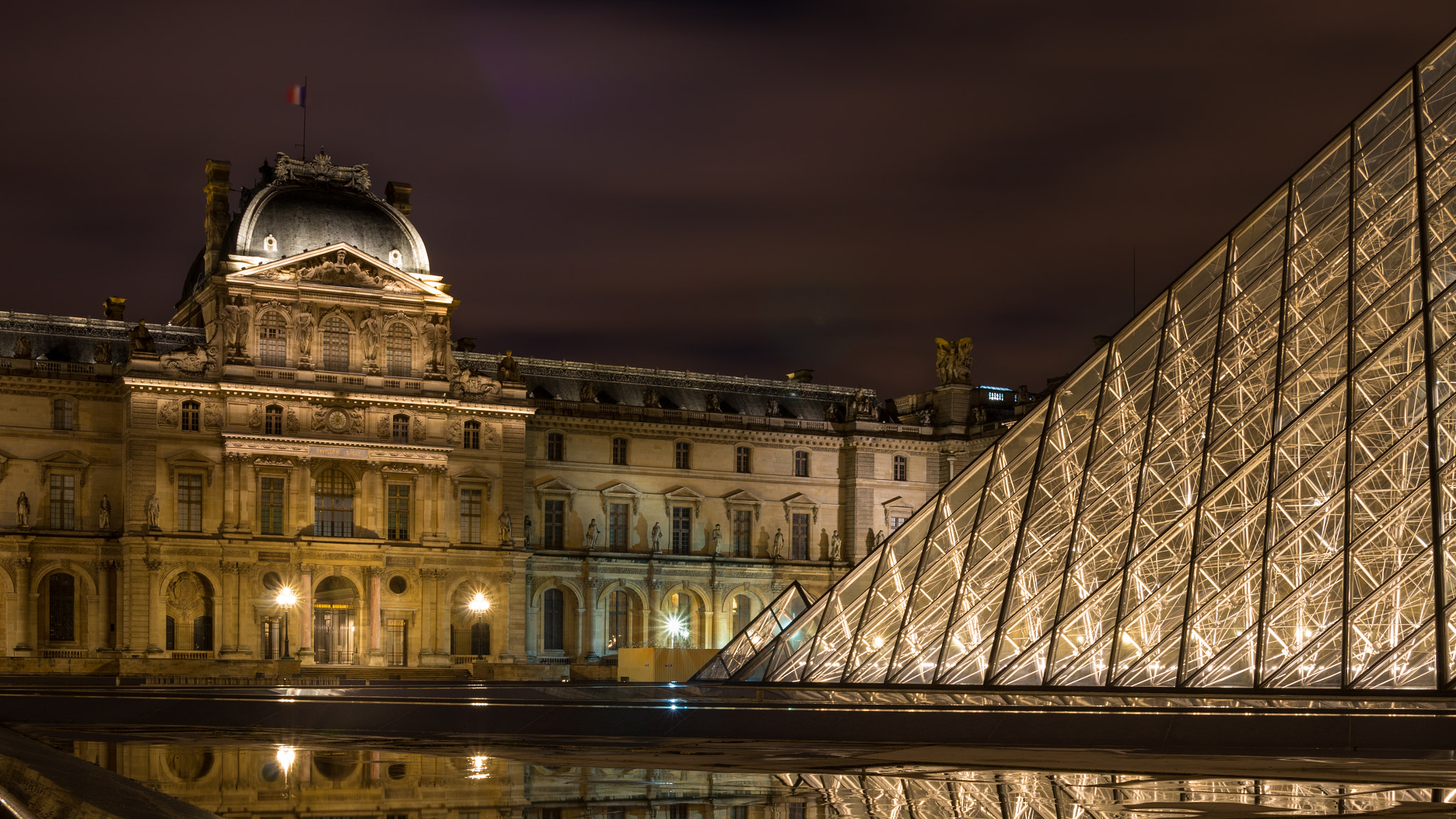 Tamron AF 28-75mm F2.8 XR Di LD Aspherical (IF) sample photo. Louvre museum photography