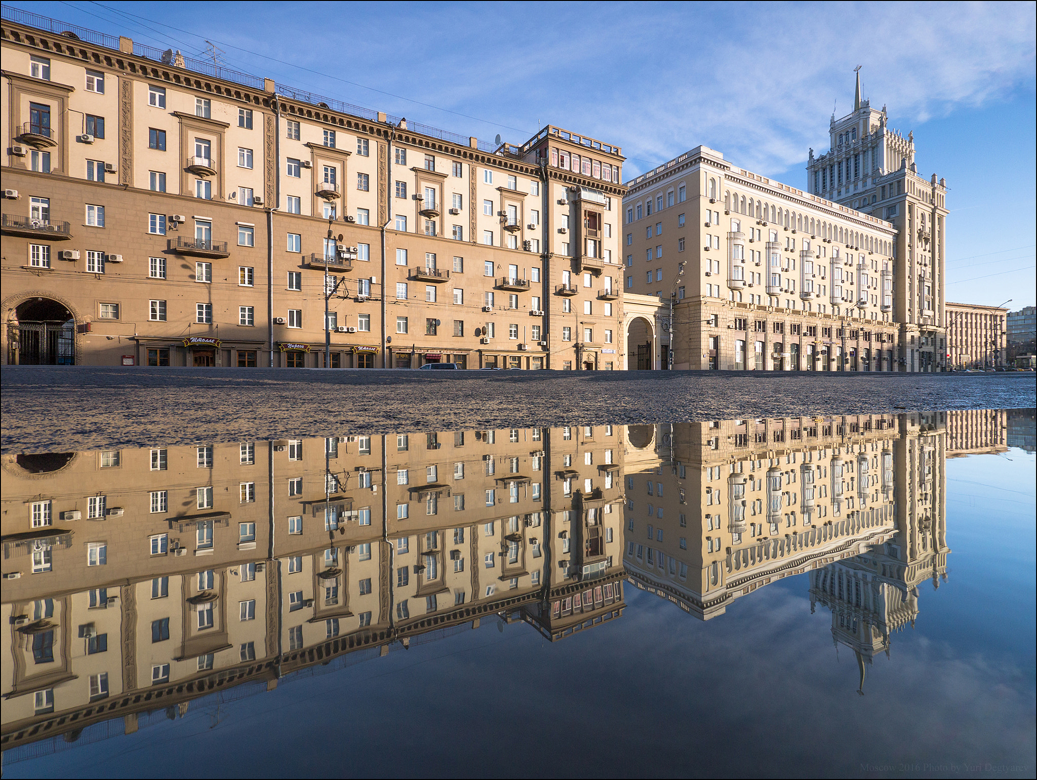 Panasonic Lumix DMC-G3 + Panasonic Lumix G Vario 7-14mm F4 ASPH sample photo. Russia. moscow. hotel "pekin". photography