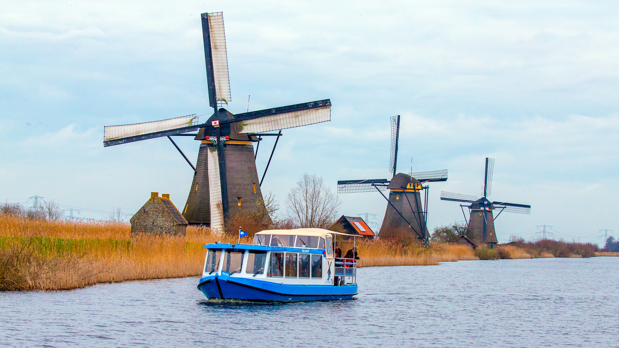 Canon EF 100-400mm F4.5-5.6L IS II USM sample photo. Windmill photography