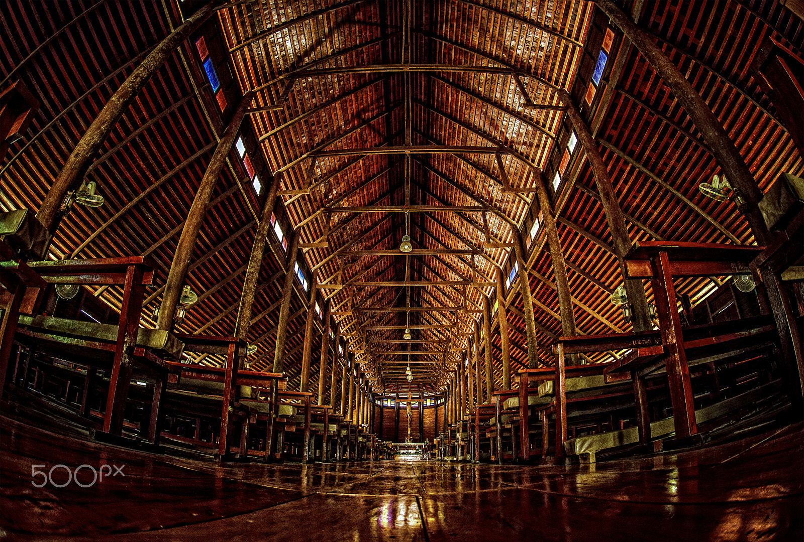 Canon EF 8-15mm F4L Fisheye USM sample photo. Ban song yae catholic church photography