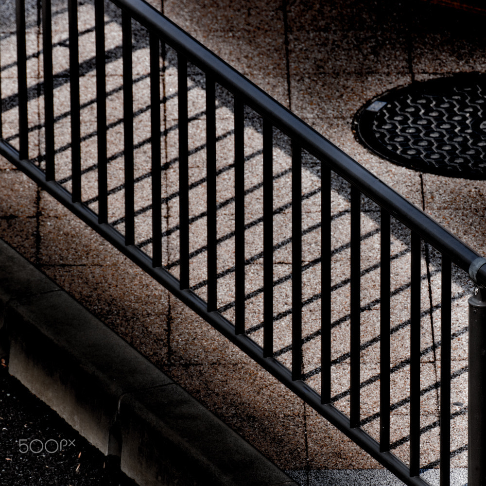 Tamron SP 70-300mm F4-5.6 Di USD sample photo. Weave real and shadow photography