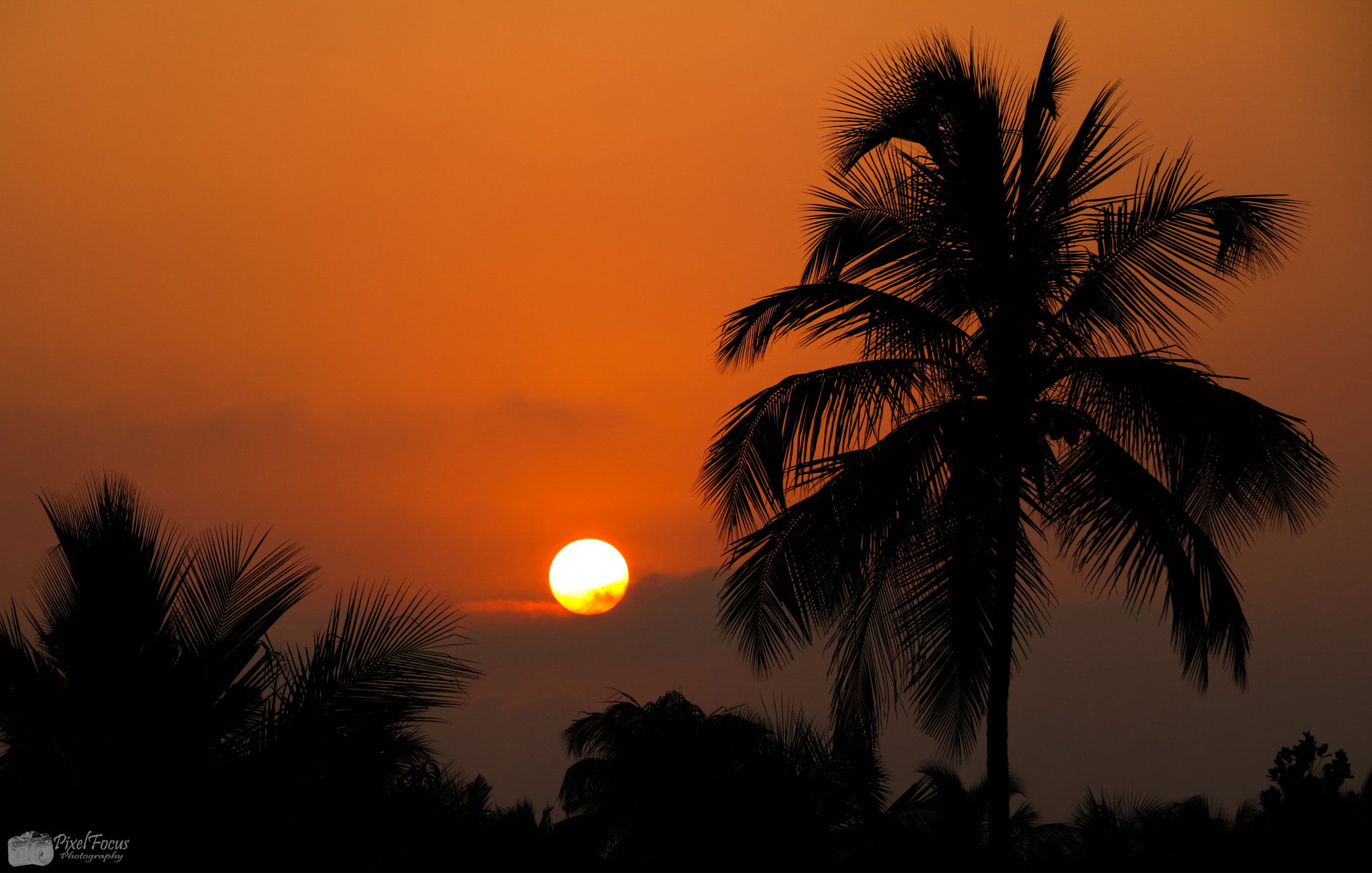 Canon EF-S 18-135mm F3.5-5.6 IS STM sample photo. A beautiful sunset photography
