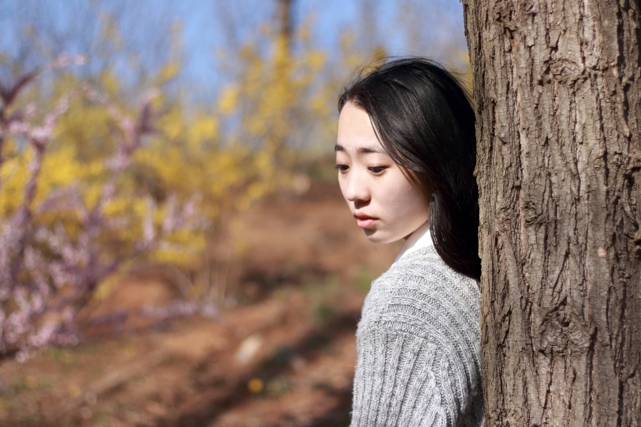 Canon EOS 760D (EOS Rebel T6s / EOS 8000D) + Canon EF 50mm F1.8 II sample photo. Melancholy feature photography