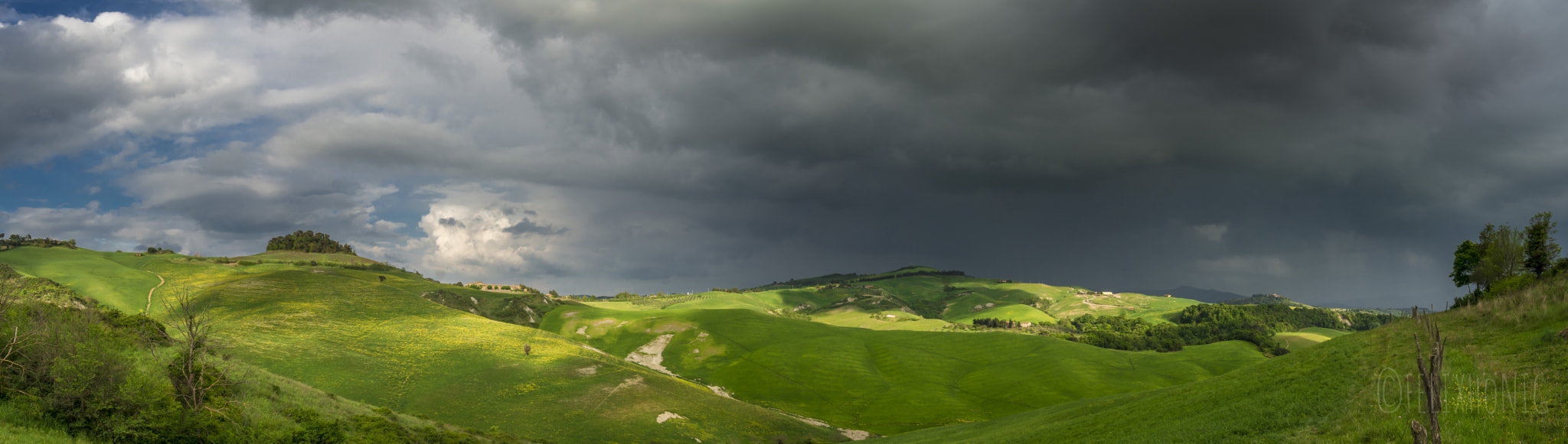 Sony SLT-A65 (SLT-A65V) sample photo. Toscana thunderstorm ii photography
