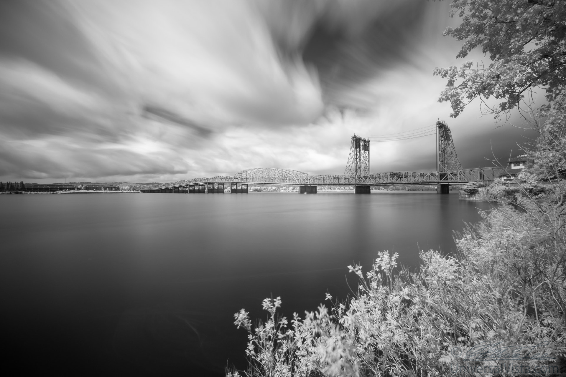 Sony a7R II + Sigma 10-20mm F4-5.6 EX DC HSM sample photo. The bridge crosses columbia river photography