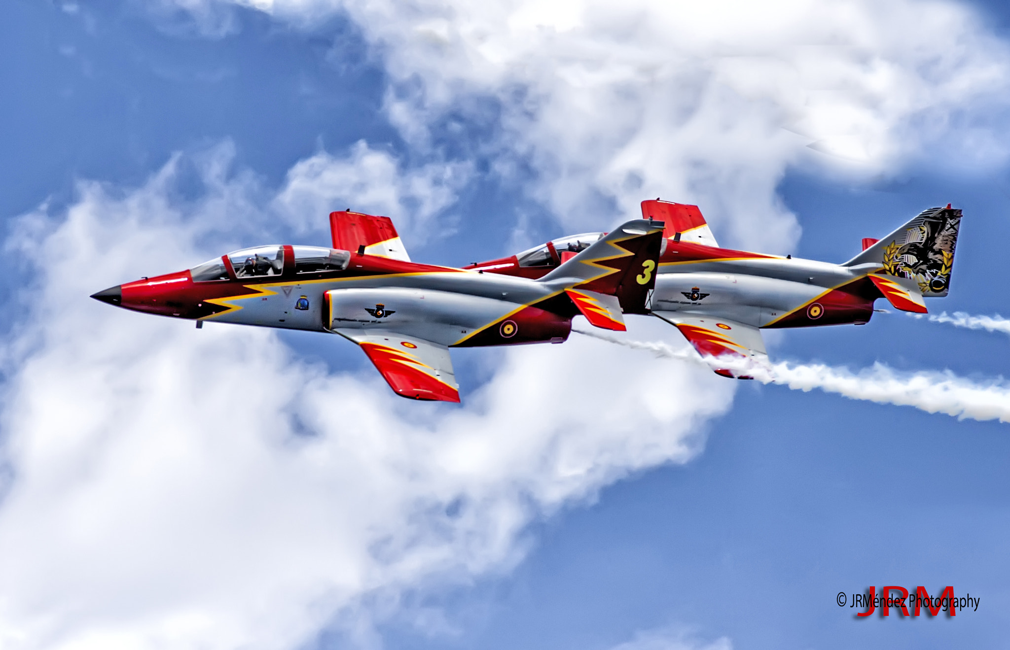 Canon EOS 7D + Canon EF 200mm f/1.8L sample photo. Patrulla Águila (spain) photography