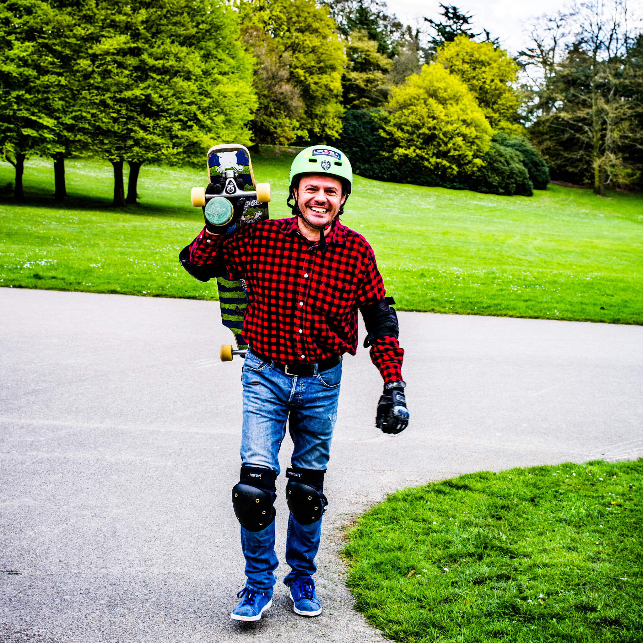 Pentax 645D sample photo. Skateboarder photography