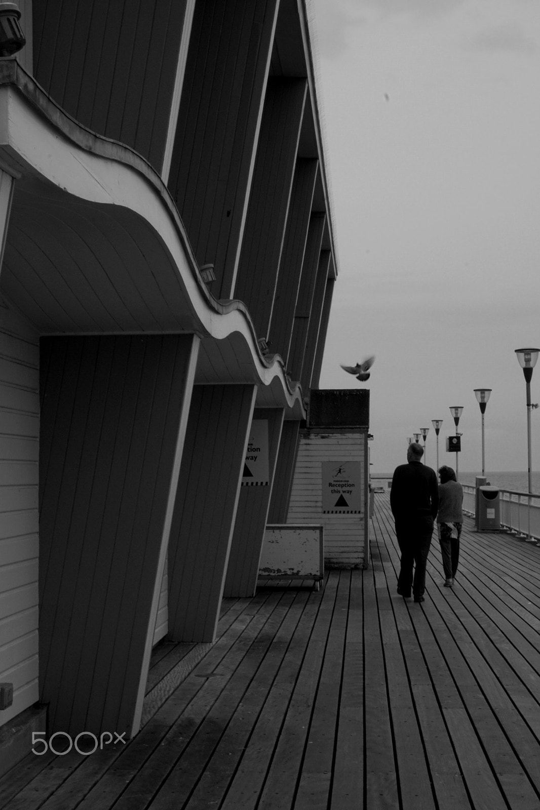 Sony a6300 + Sony E 18-50mm F4-5.6 sample photo. Bournemouth pier photography