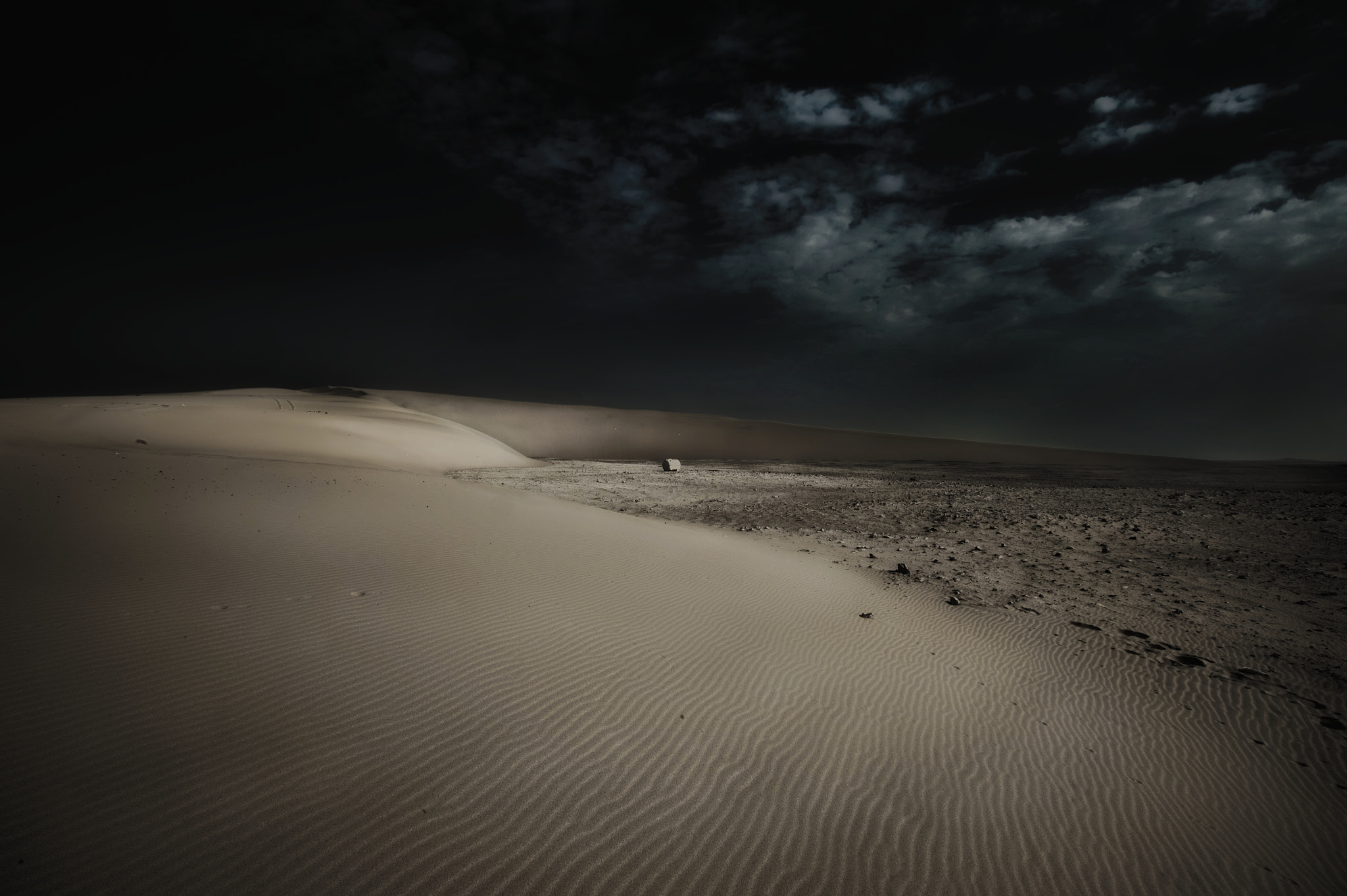 Nikon AF-S Nikkor 17-35mm F2.8D ED-IF sample photo. Lowkey photography
