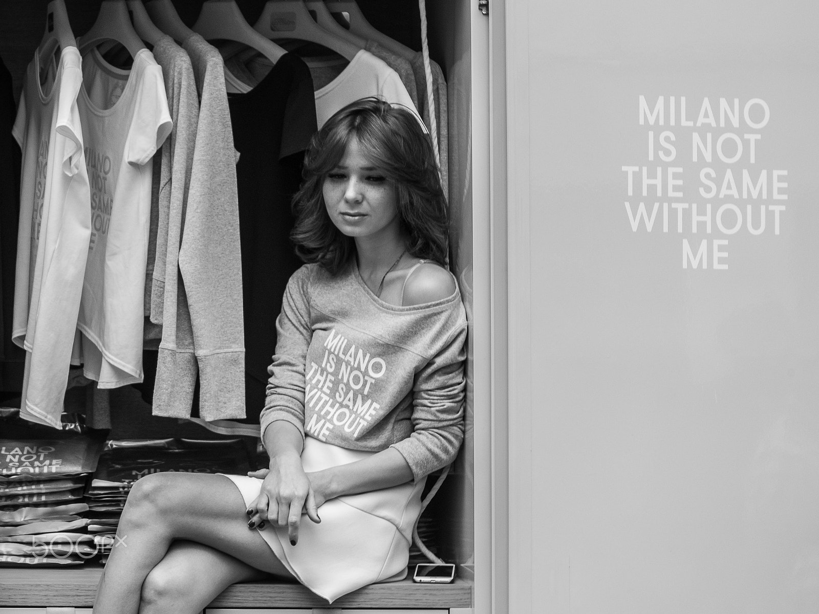 Leica M9 + Elmar-M 50mm f/2.8 sample photo. Ragazza in brera. photography