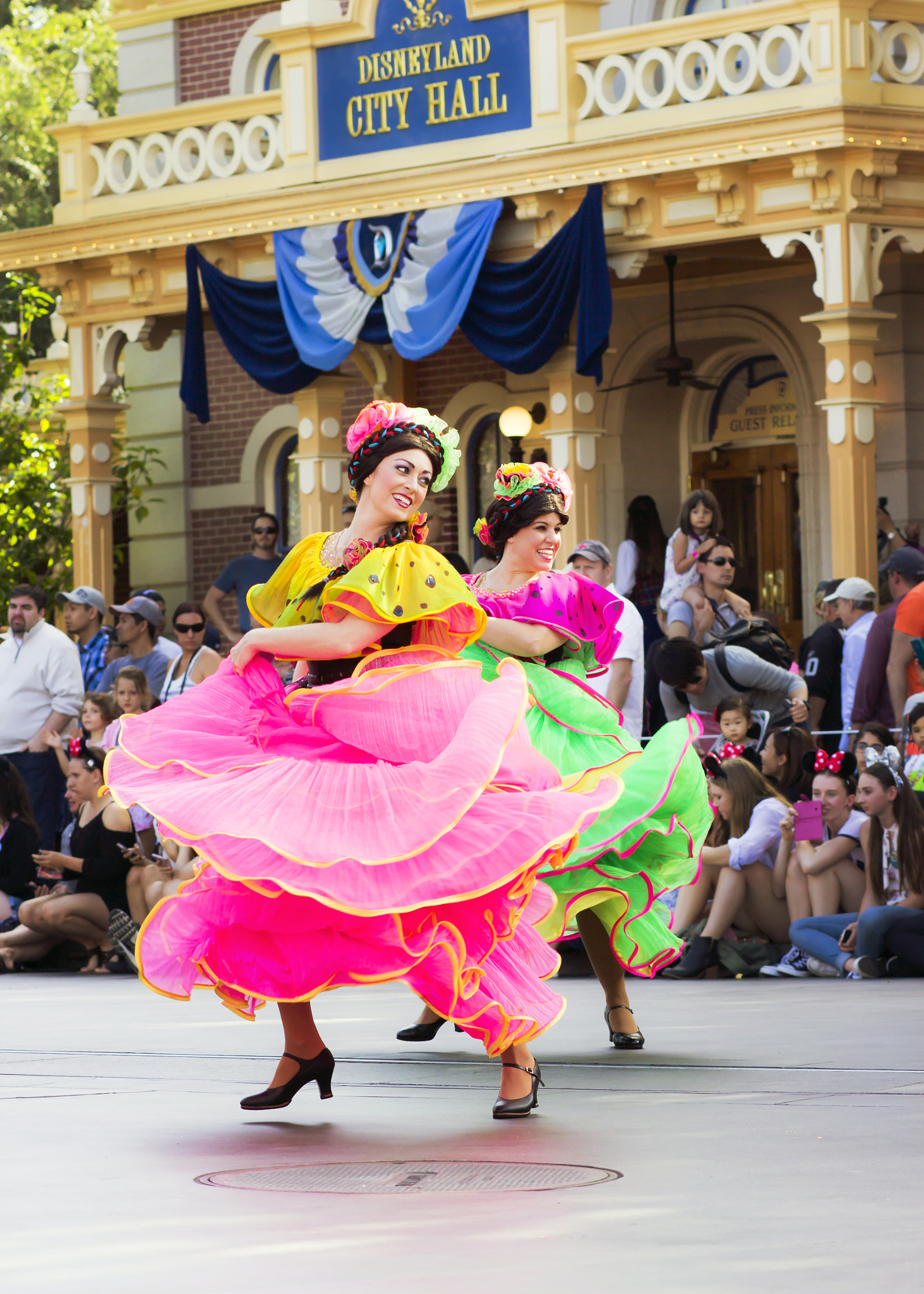 Canon EOS 60D + Canon EF 100mm F2.0 USM sample photo. Soundsational dancers photography