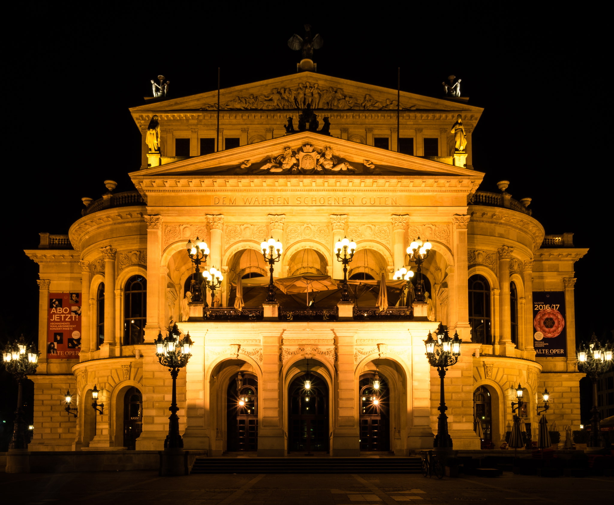 Pentax K-500 sample photo. Old opera frankfurt photography