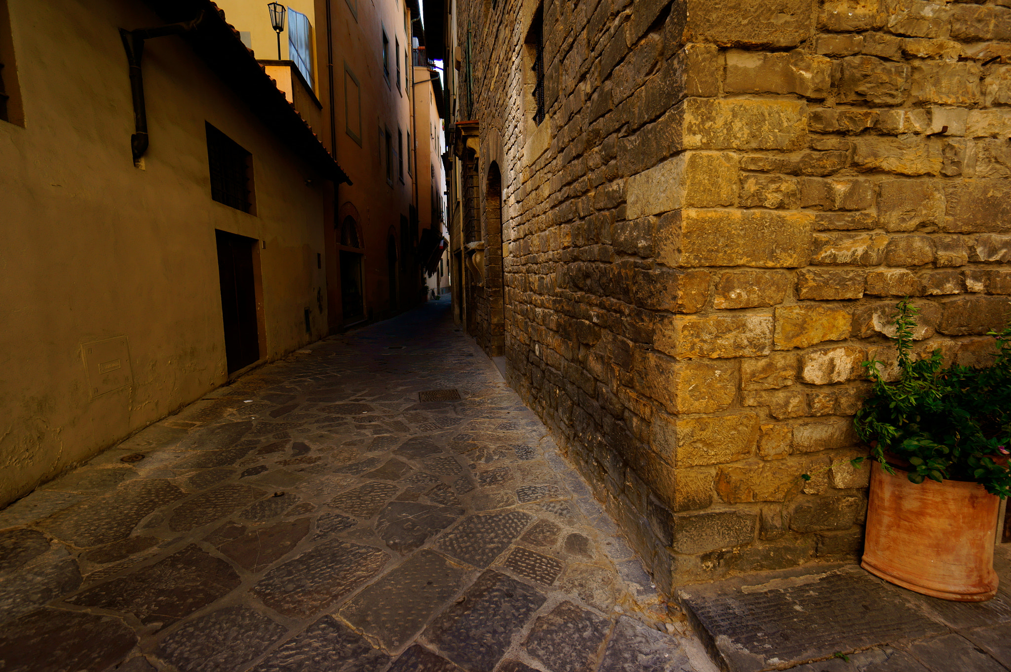 Sony Alpha NEX-5N + Sony E 10-18mm F4 OSS sample photo. Florence. photography