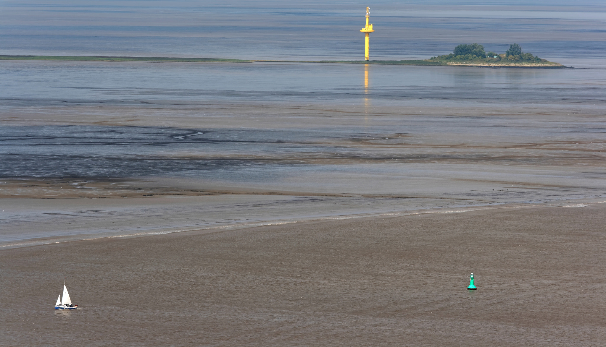 Canon EF 70-200mm F4L IS USM sample photo. Solitary boat photography