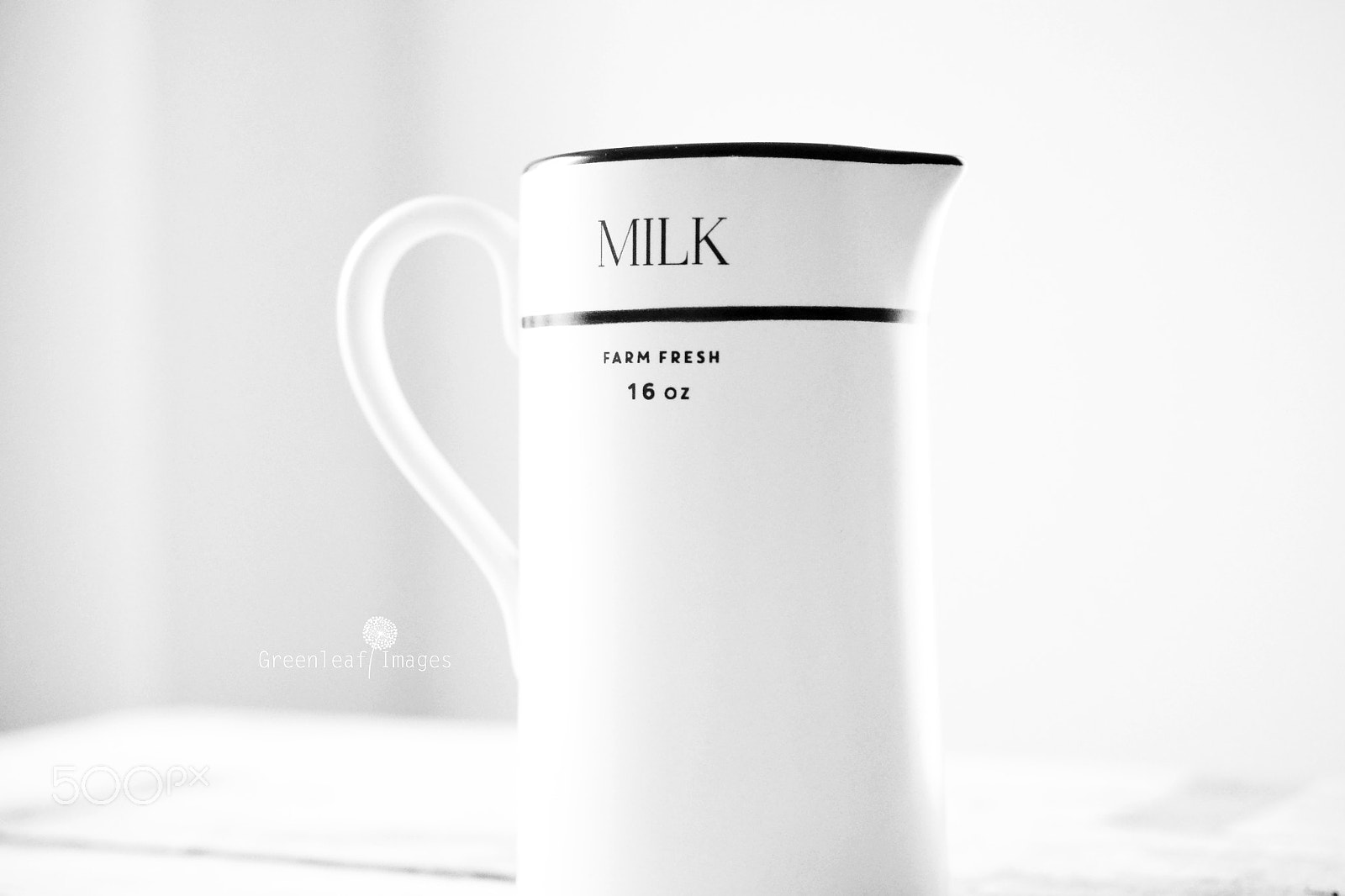 AF Zoom-Nikkor 35-80mm f/4-5.6D N sample photo. Milk black & white photography