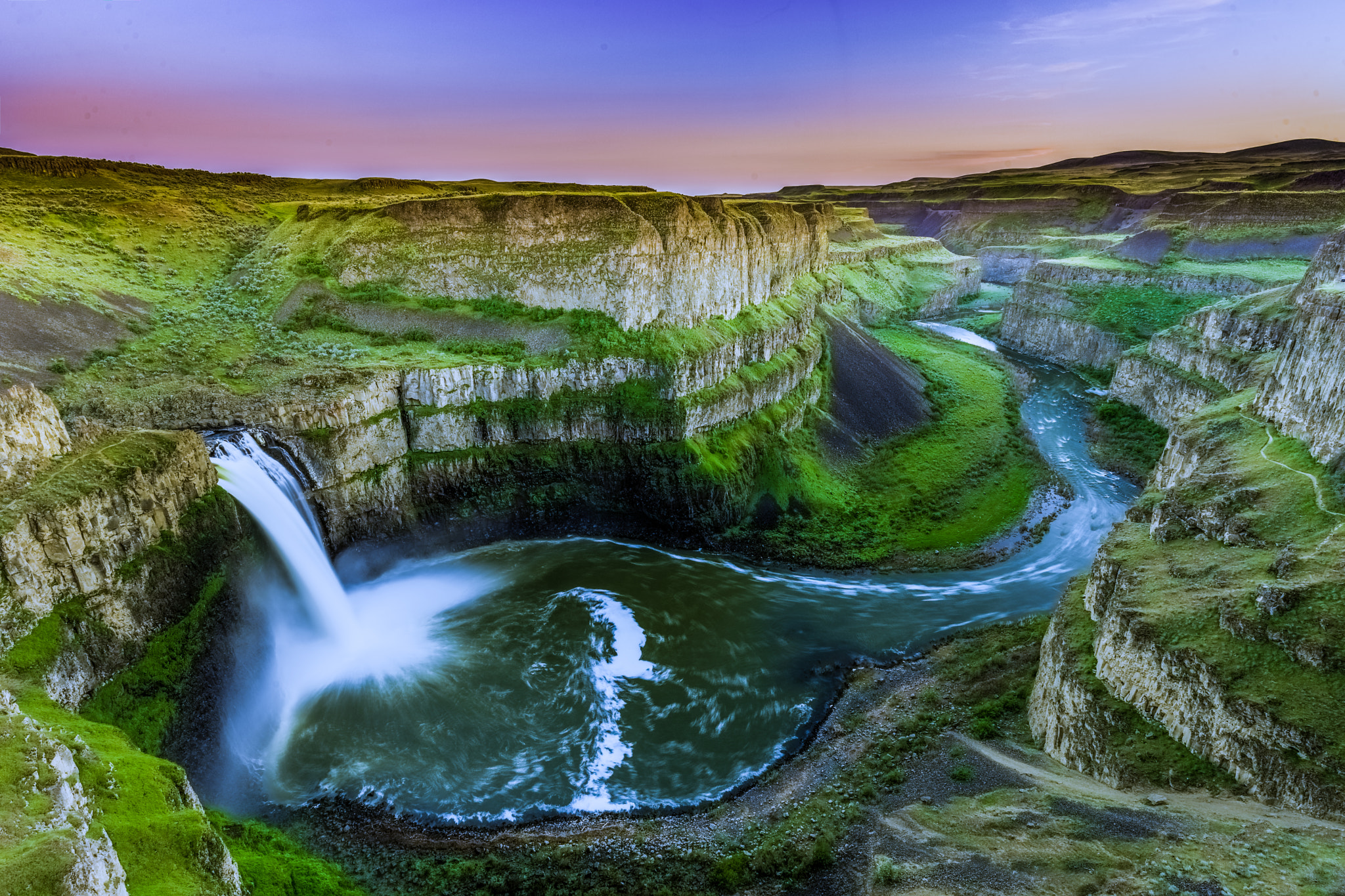 Sony a7 II + Canon EF 16-35mm F4L IS USM sample photo. Palouse fall in the blue hour photography