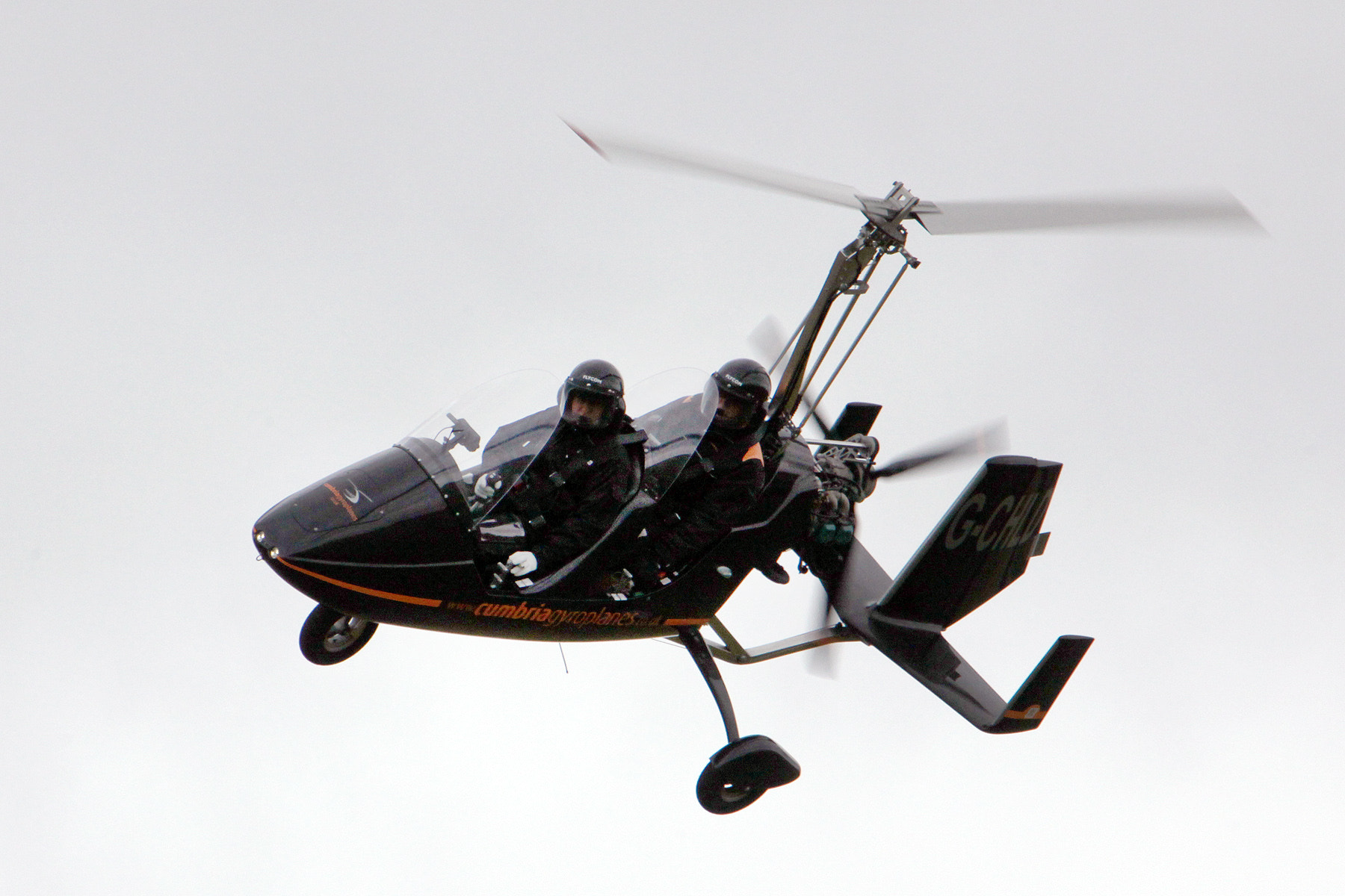 Canon EF 70-200mm F2.8L IS USM sample photo. Auto gyro photography