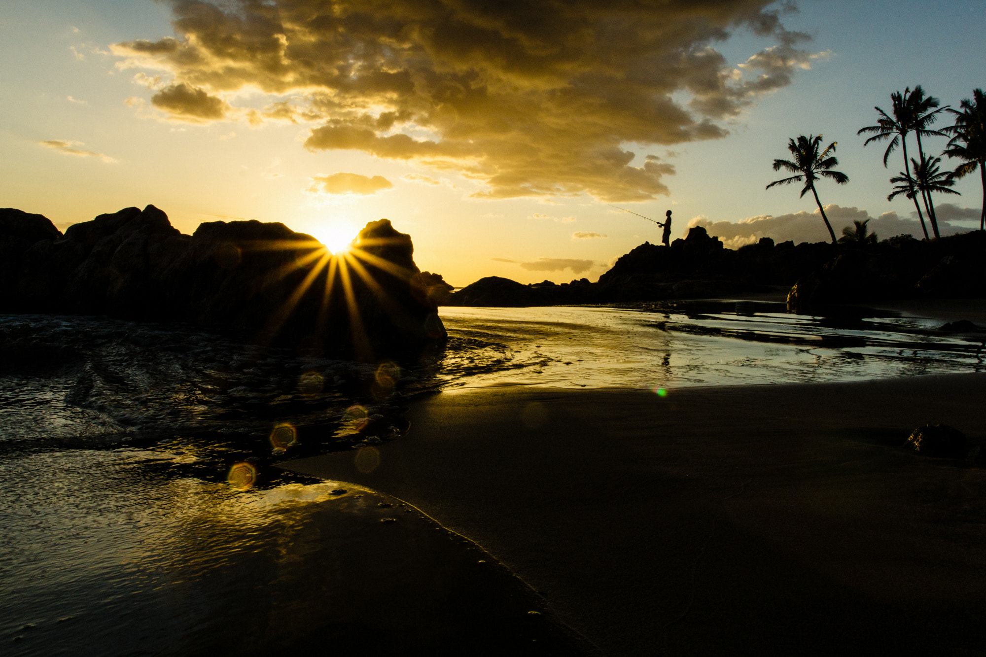 Sony a6000 + 17-40mm F4 sample photo. Kihei sunset photography