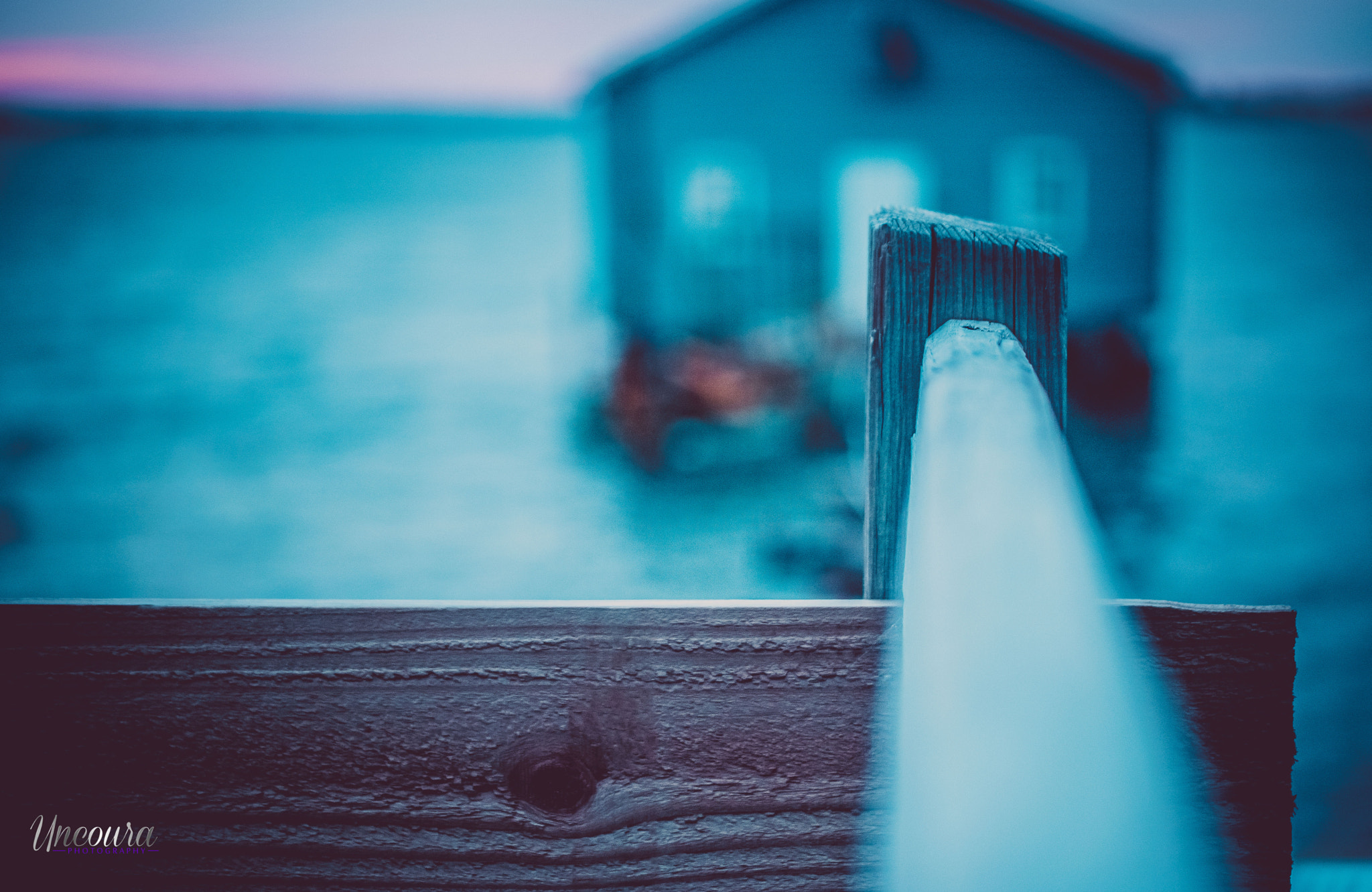 Samsung NX500 + Samsung NX 45mm F1.8 sample photo. The lonely boatshed photography