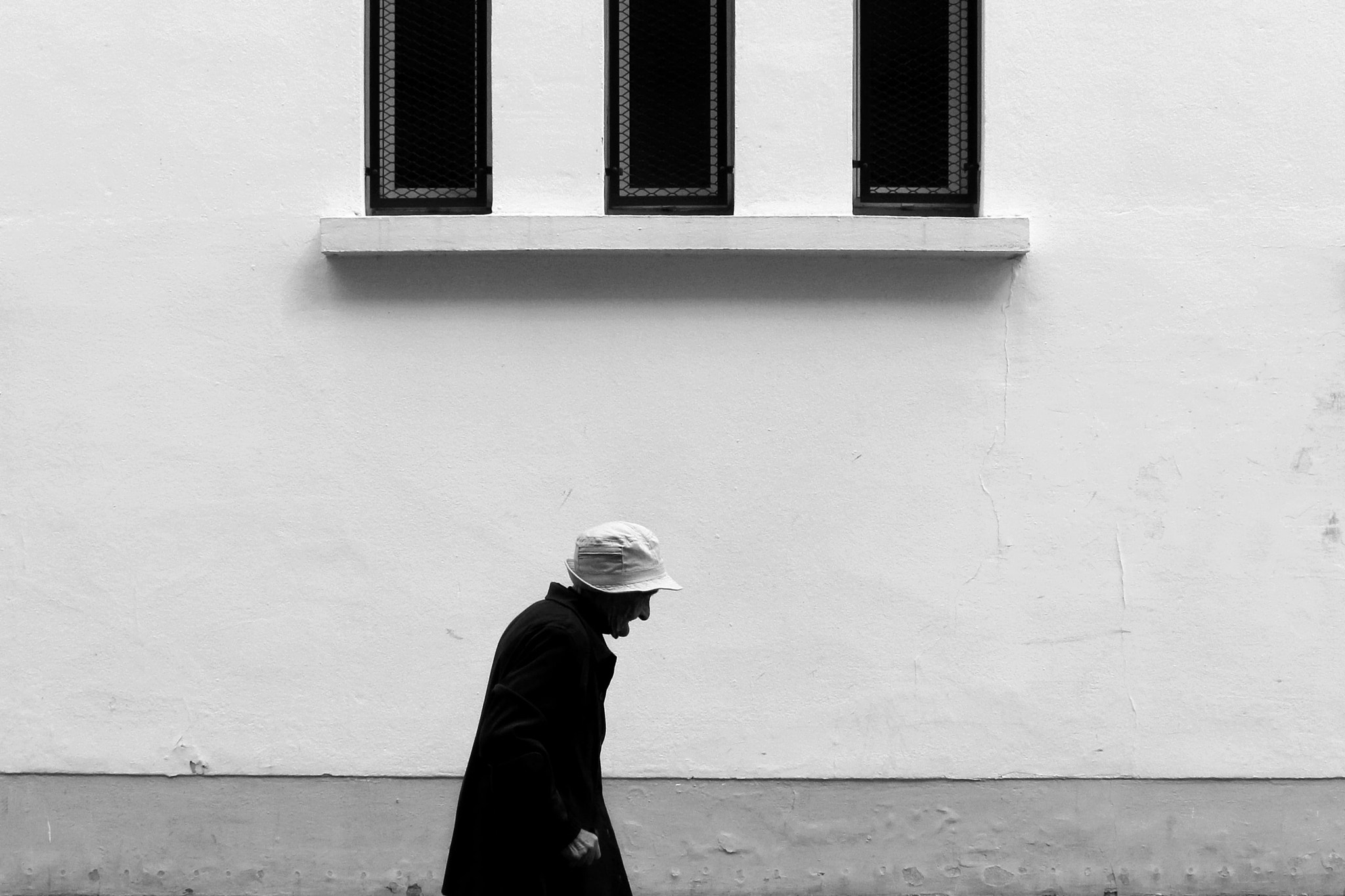 Canon EF-S 18-55mm F3.5-5.6 IS II sample photo. Bordeaux - rue goya 1 photography