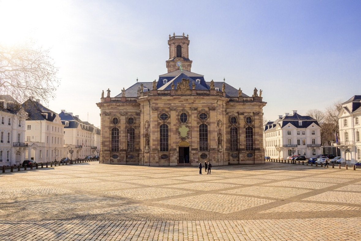 Canon EF-S 18-55mm F3.5-5.6 sample photo. Ludwigskirche photography