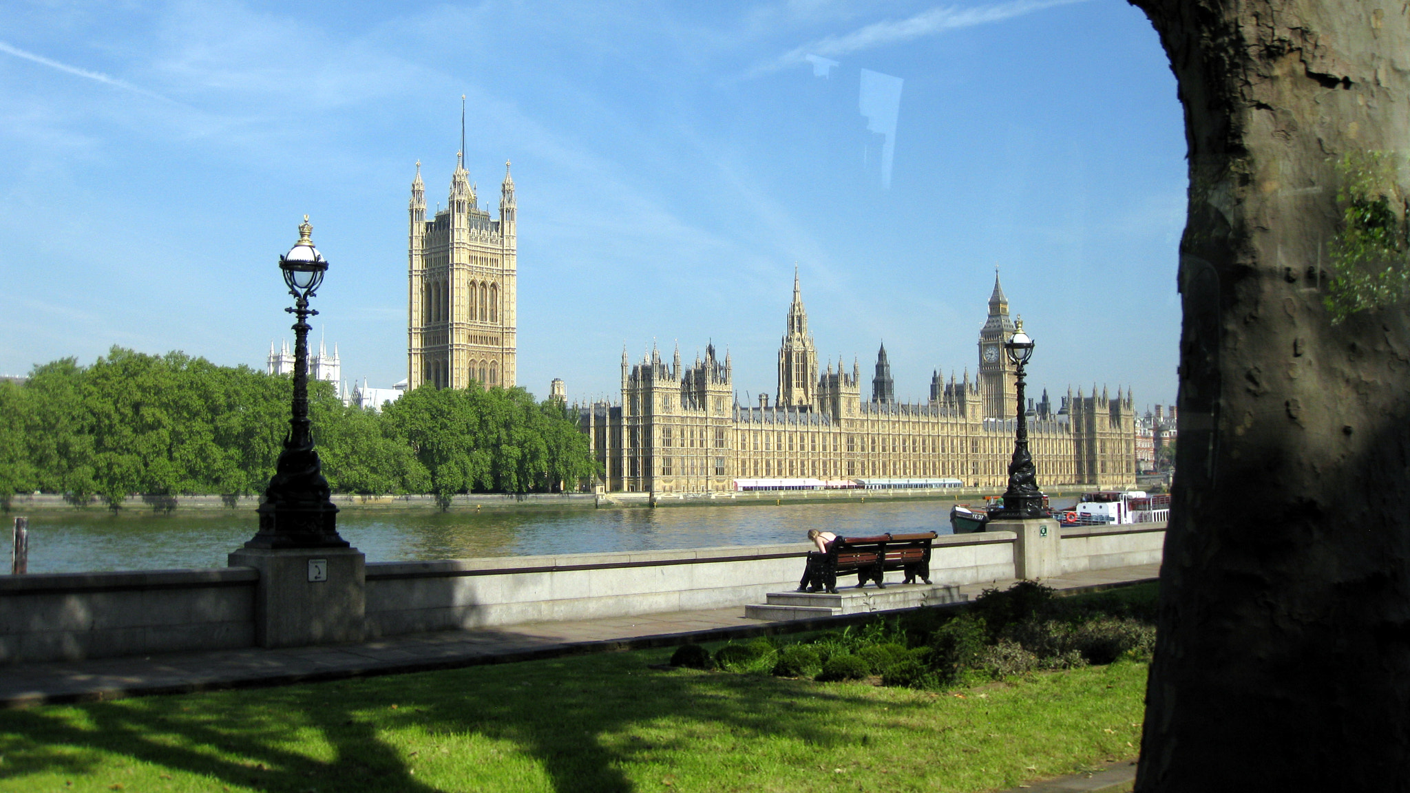 Canon PowerShot SD890 IS (Digital IXUS 970 IS / IXY Digital 820 IS) sample photo. Parliament photography