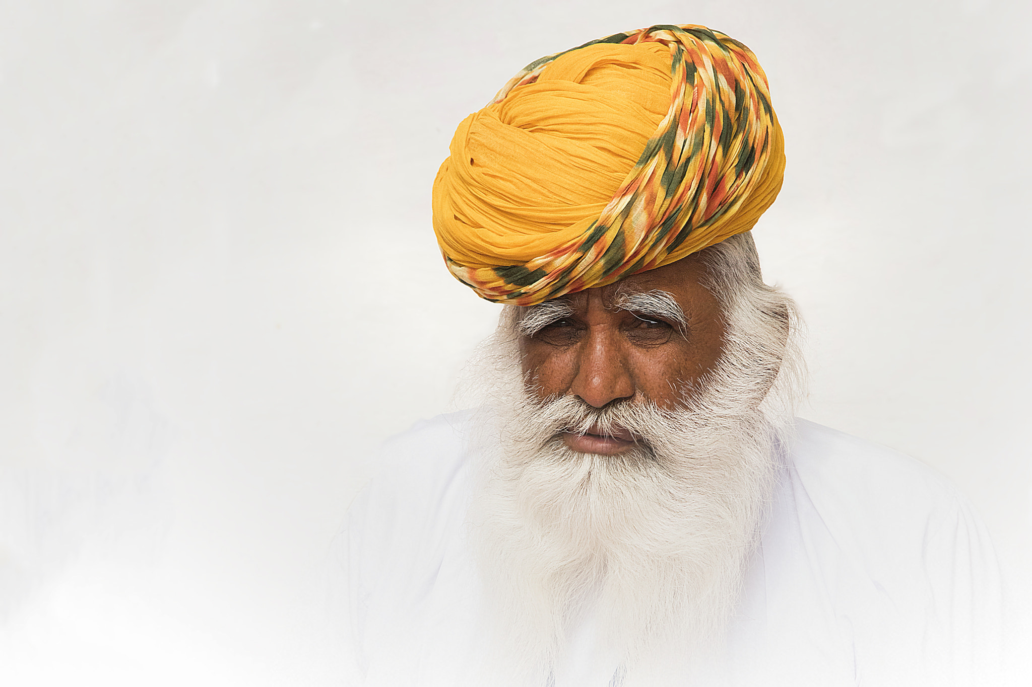 Canon EF 28-300mm F3.5-5.6L IS USM sample photo. Old man of india photography