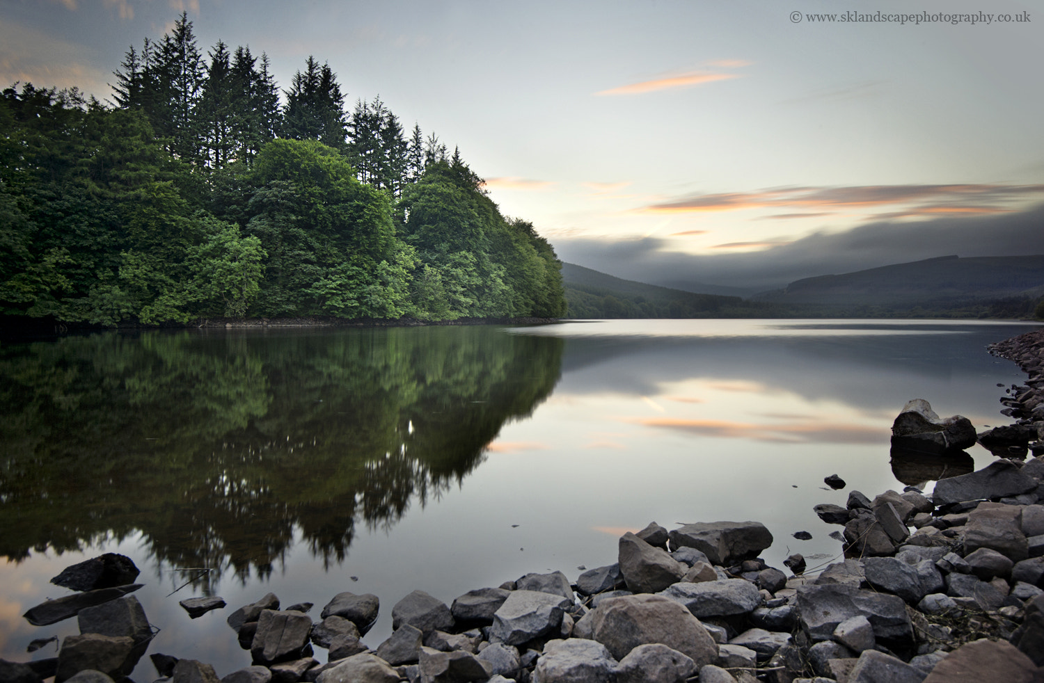Nikon D4 sample photo. Pentwyn reservoir photography