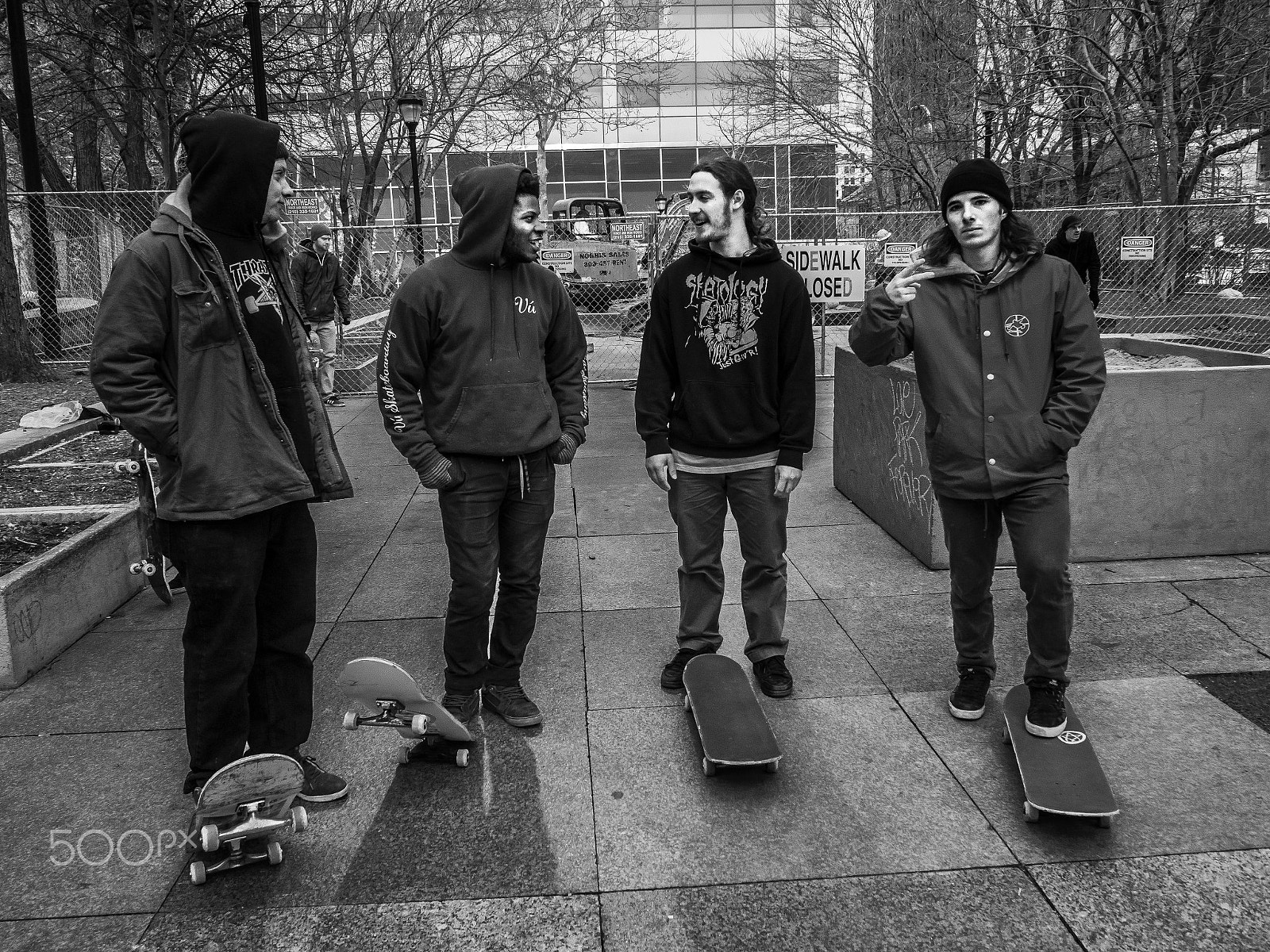 Panasonic Lumix DMC-GX8 + Panasonic Lumix G 14mm F2.5 ASPH sample photo. Love park - skateboarders ii, 2016 photography